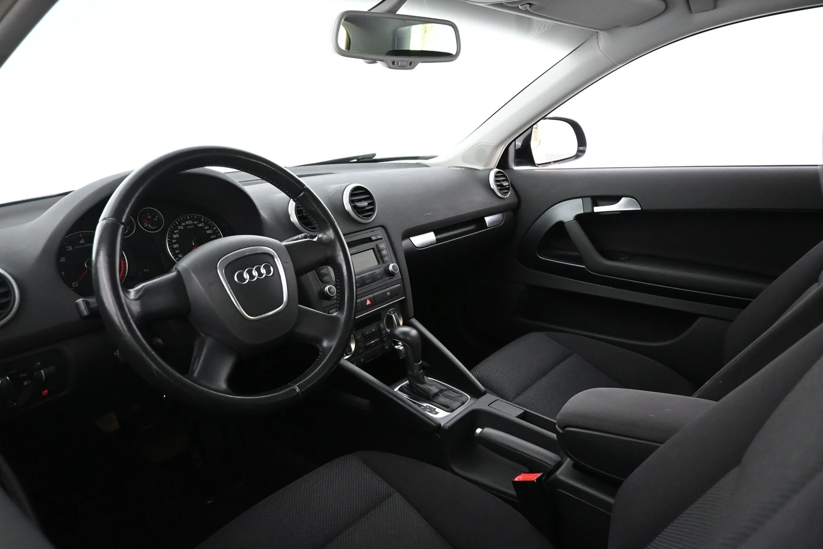 Car Image - 77i0YOQxEd3REugvMcAYaY