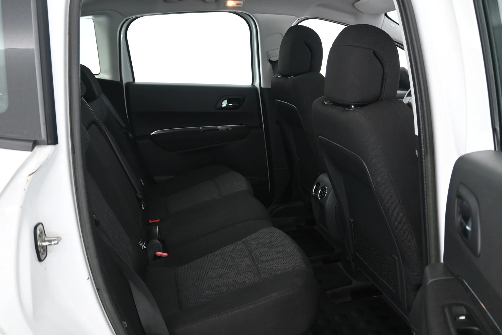 Car Image - 5JTgL0oRCqyDXMzyRBY6b6