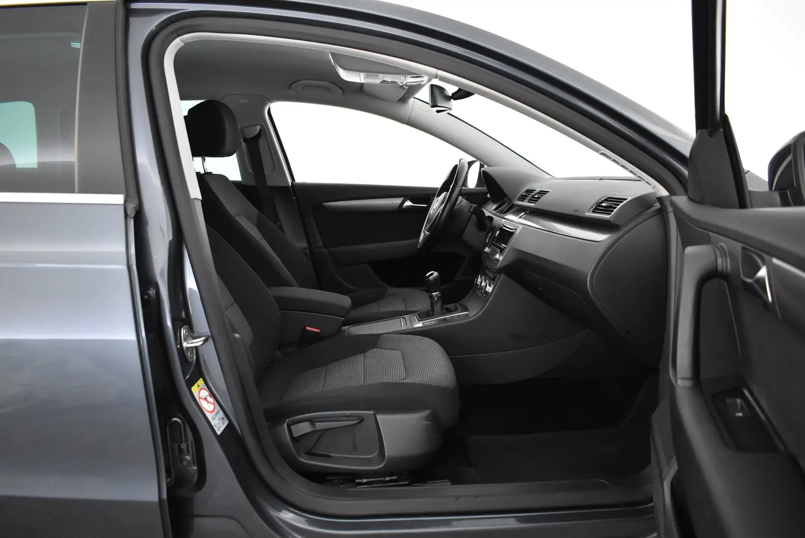 Car Image - 5SegxaNMJXXTtAB8nnPwwi