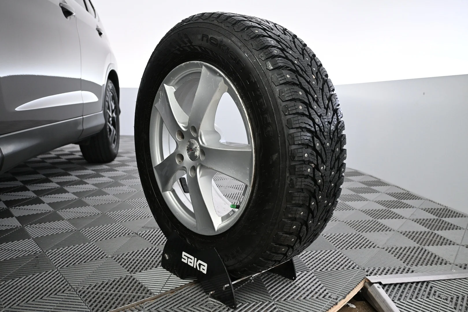 Car Image - 3AtfVlWY7BLjOZB3tsvKYP