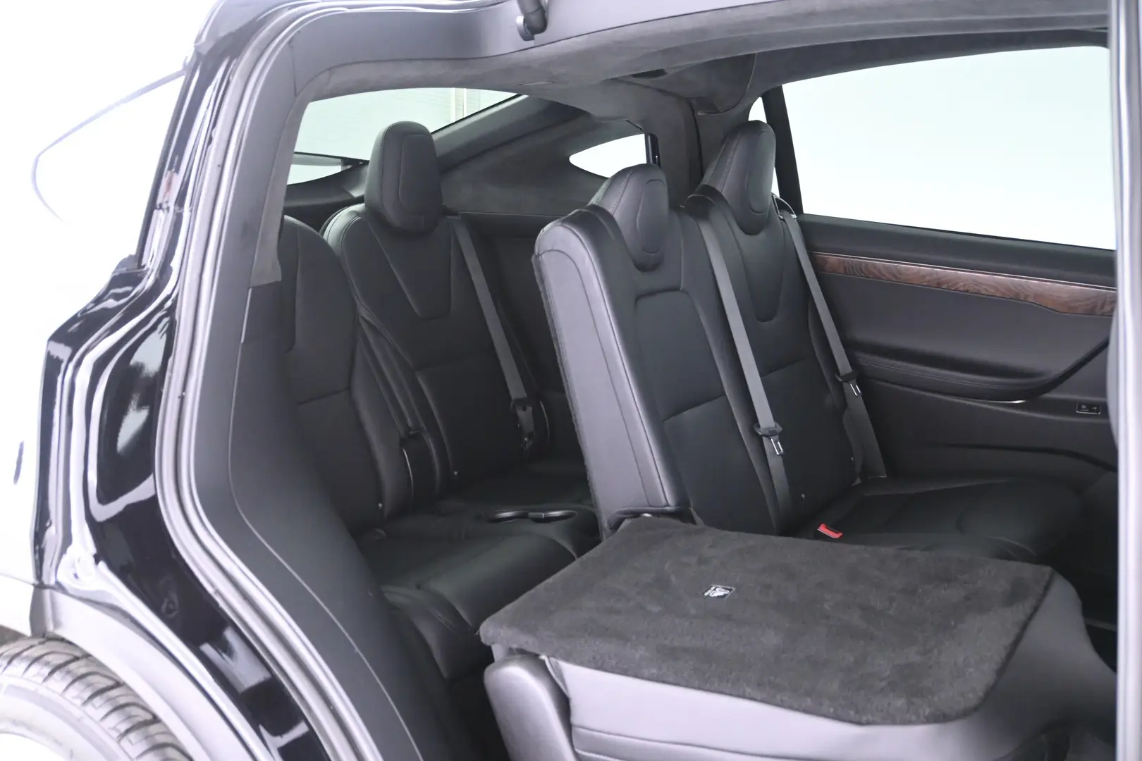 Car Image - 18GjVdIsuCtZ6EjL3hJvTT