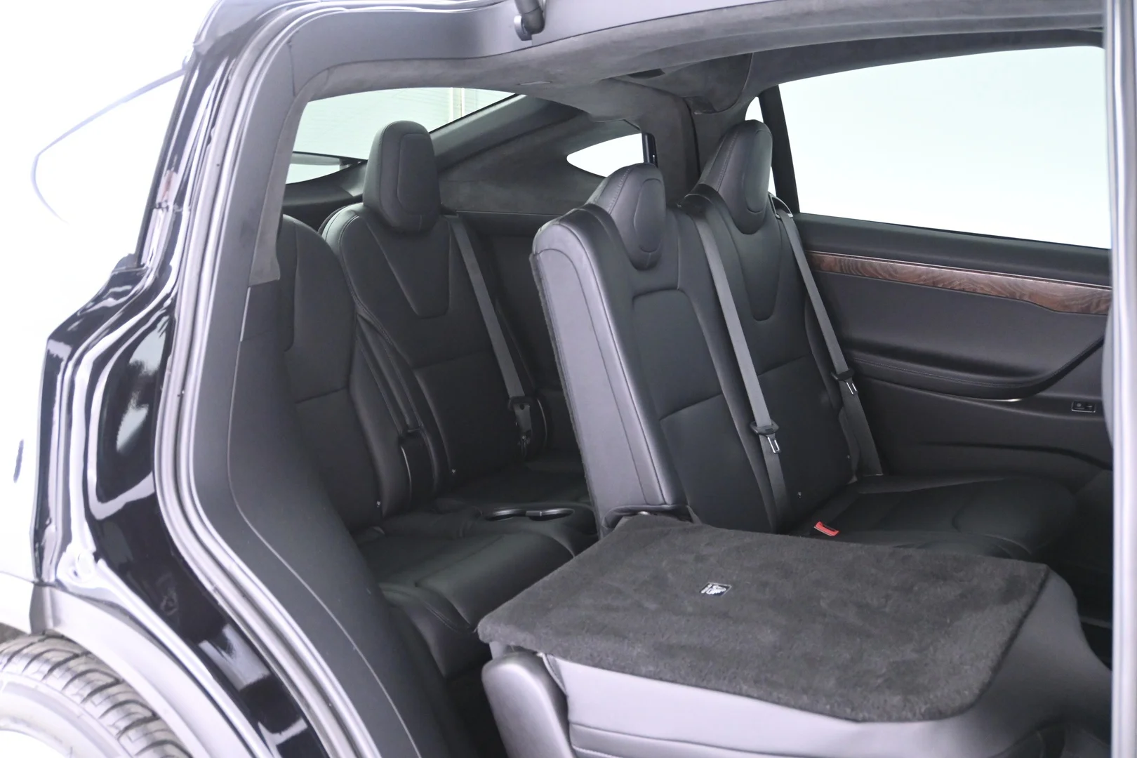 Car Image - 18GjVdIsuCtZ6EjL3hJvTT