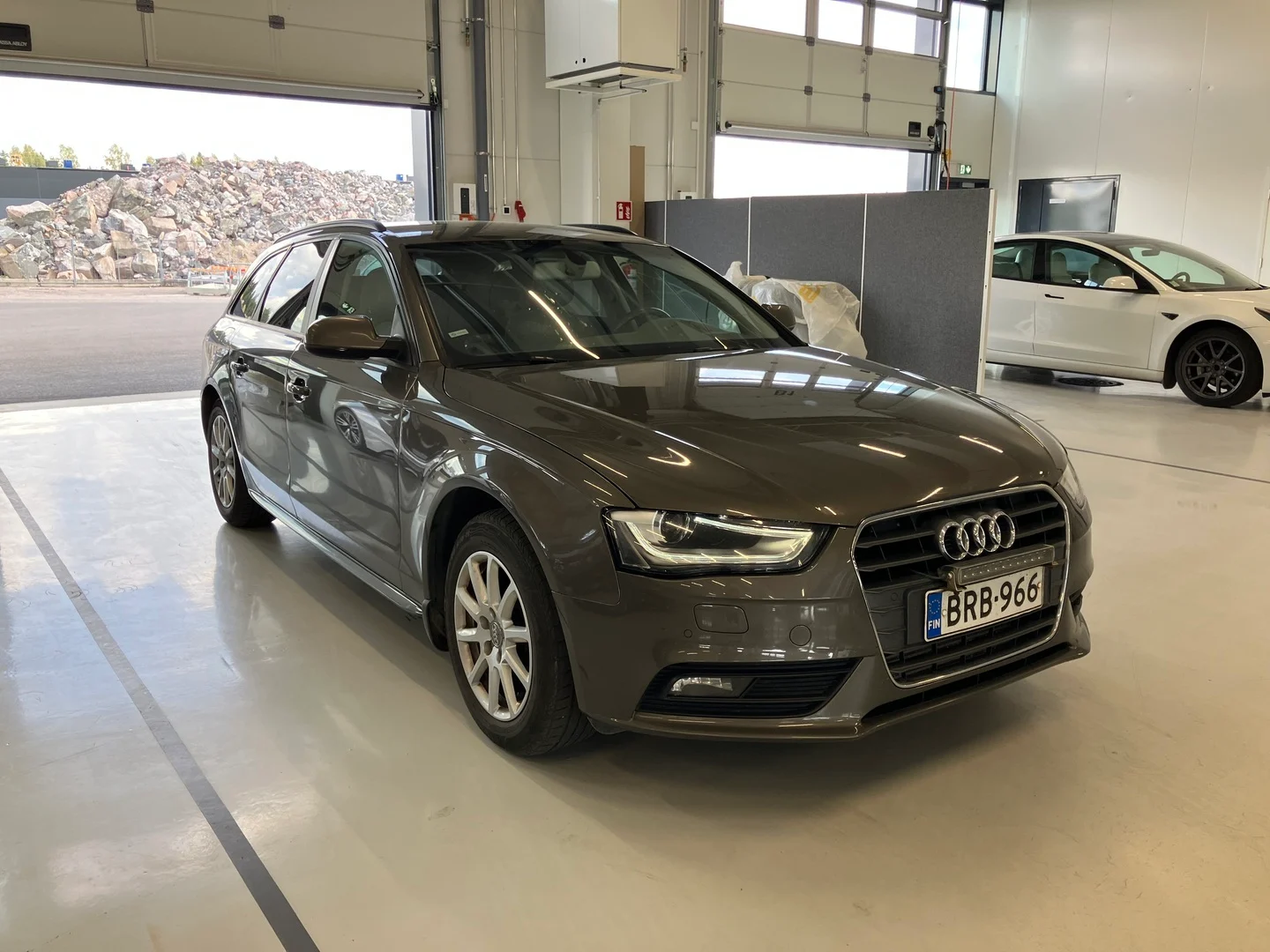 Car Image - 3hJDB7ELAQVxNwzHG3YNYa