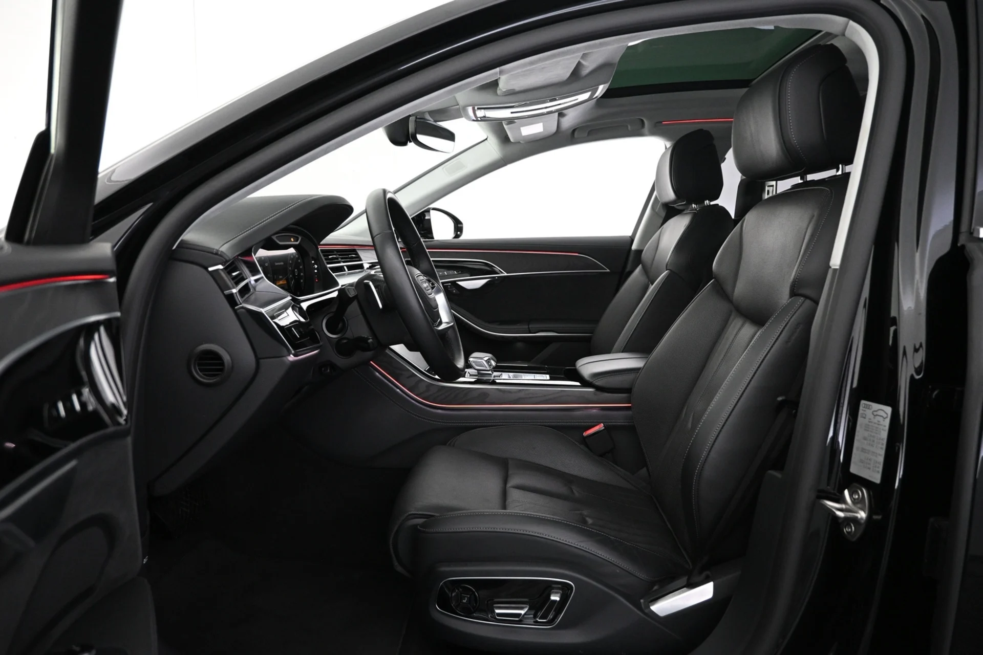 Car Image - 5yyDnLHbNeSdEFyc7pbLjM