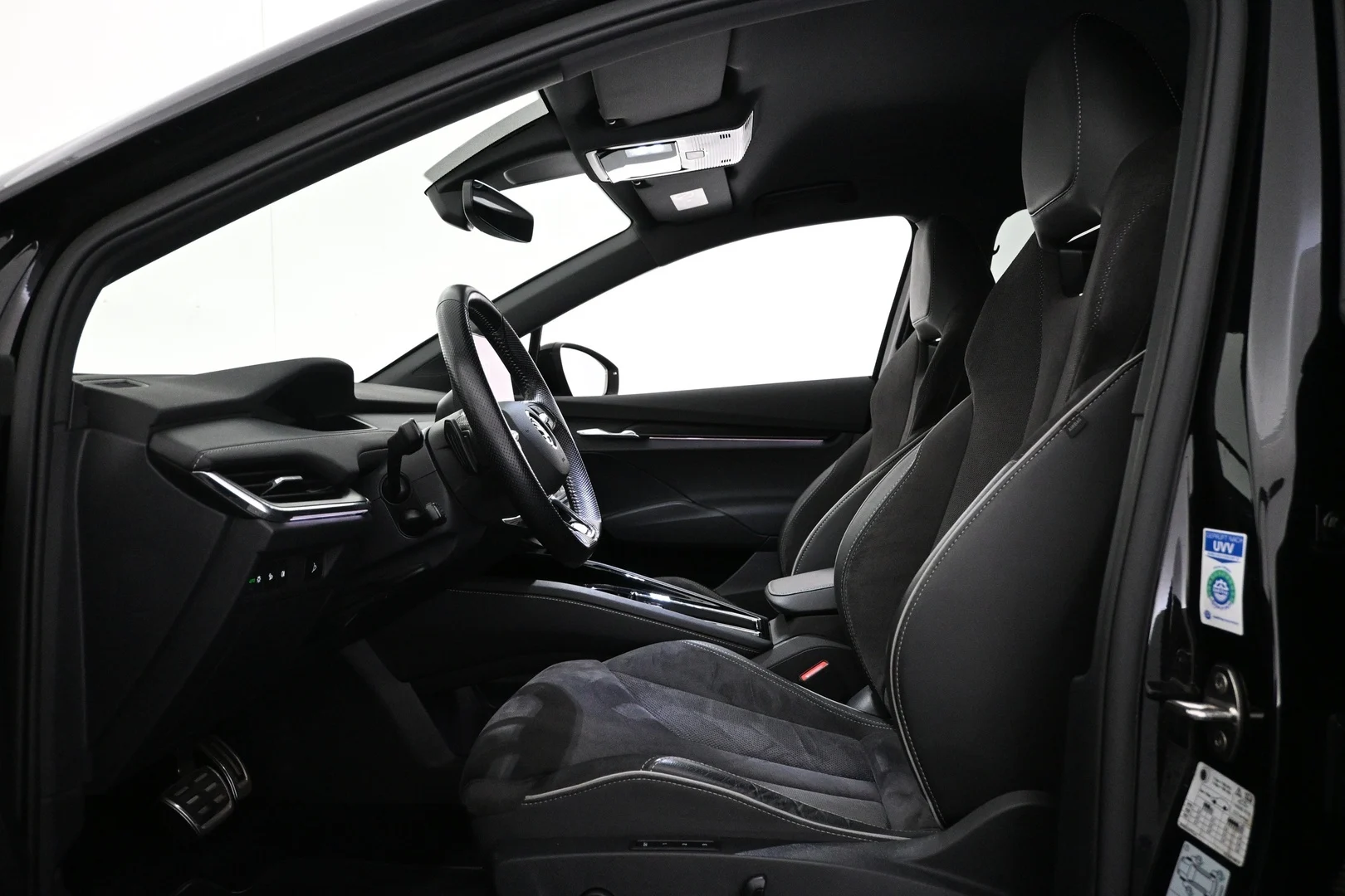 Car Image - 3W4ltdTkzK0NqUm9GenxMa