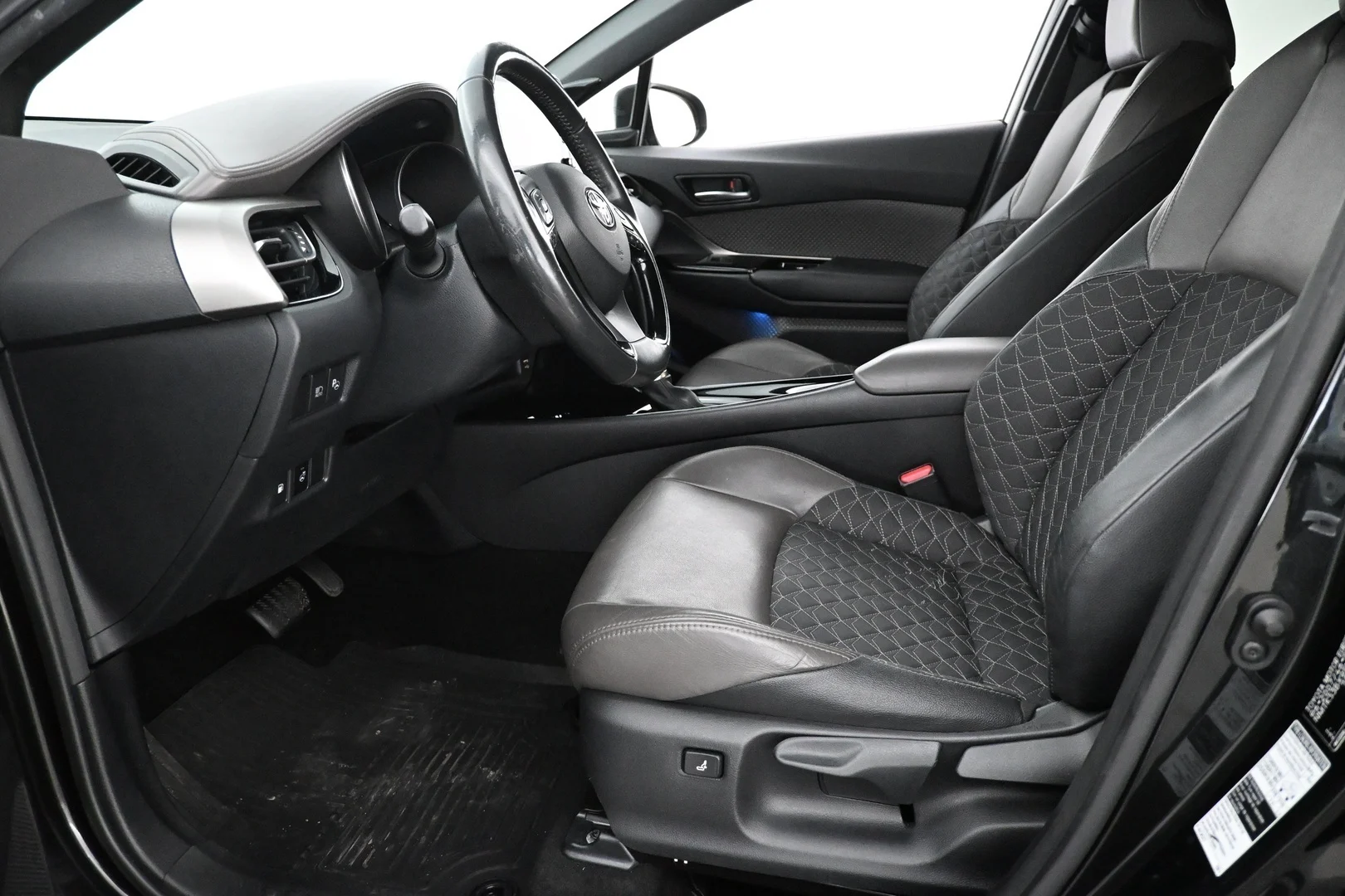 Car Image - 2l1A2me25MAuHdWYckNcj1