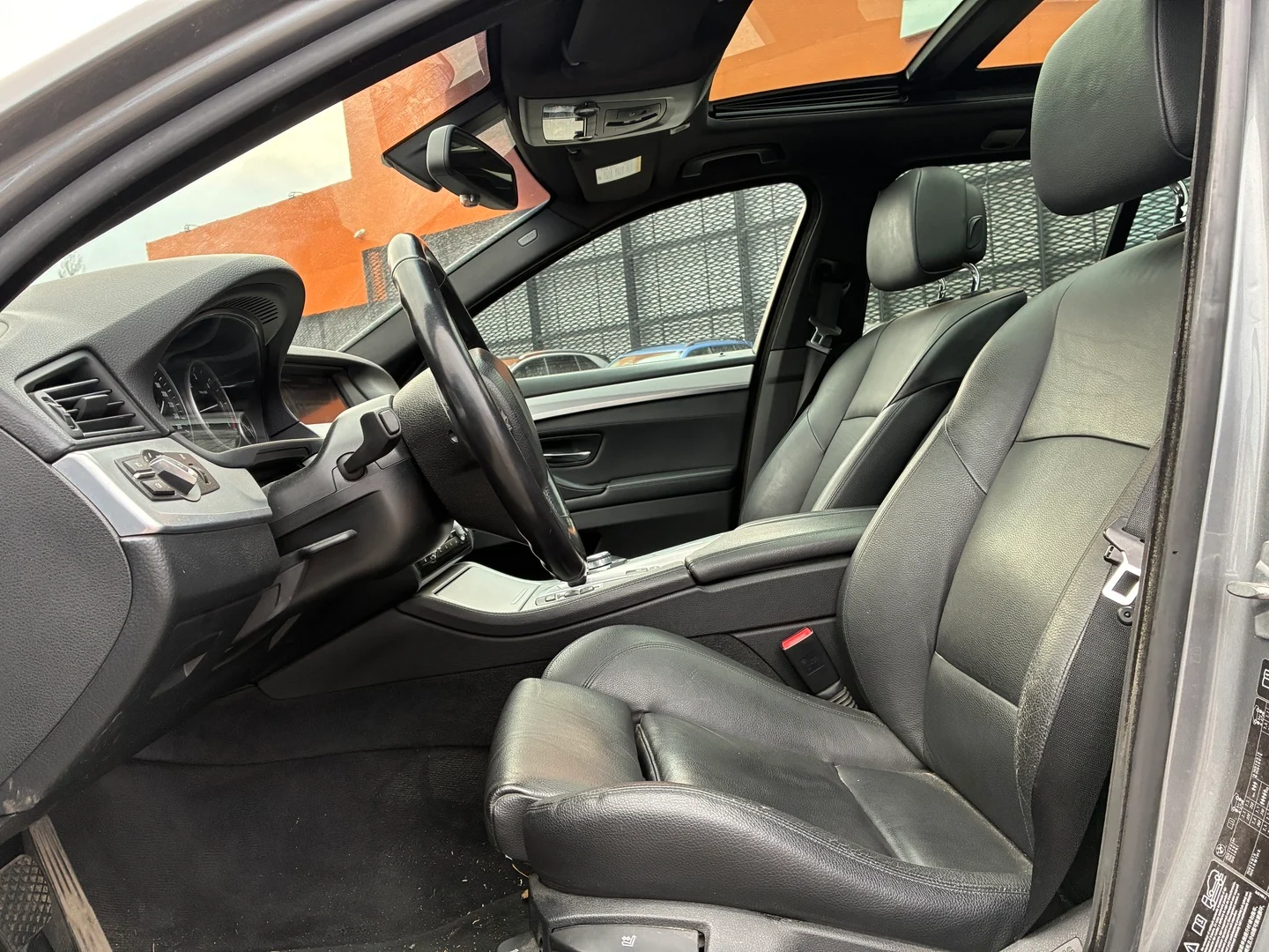 Car Image - sUAyww2noJ28B56dygVBg