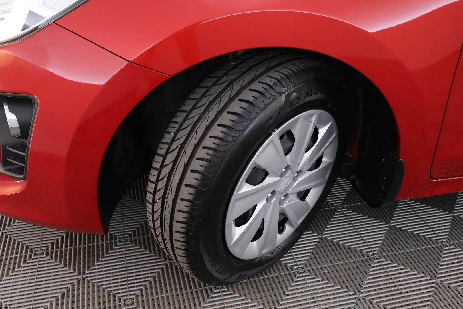 Car Image - 5Pkwyswkh69Eu3jpSZf7fv