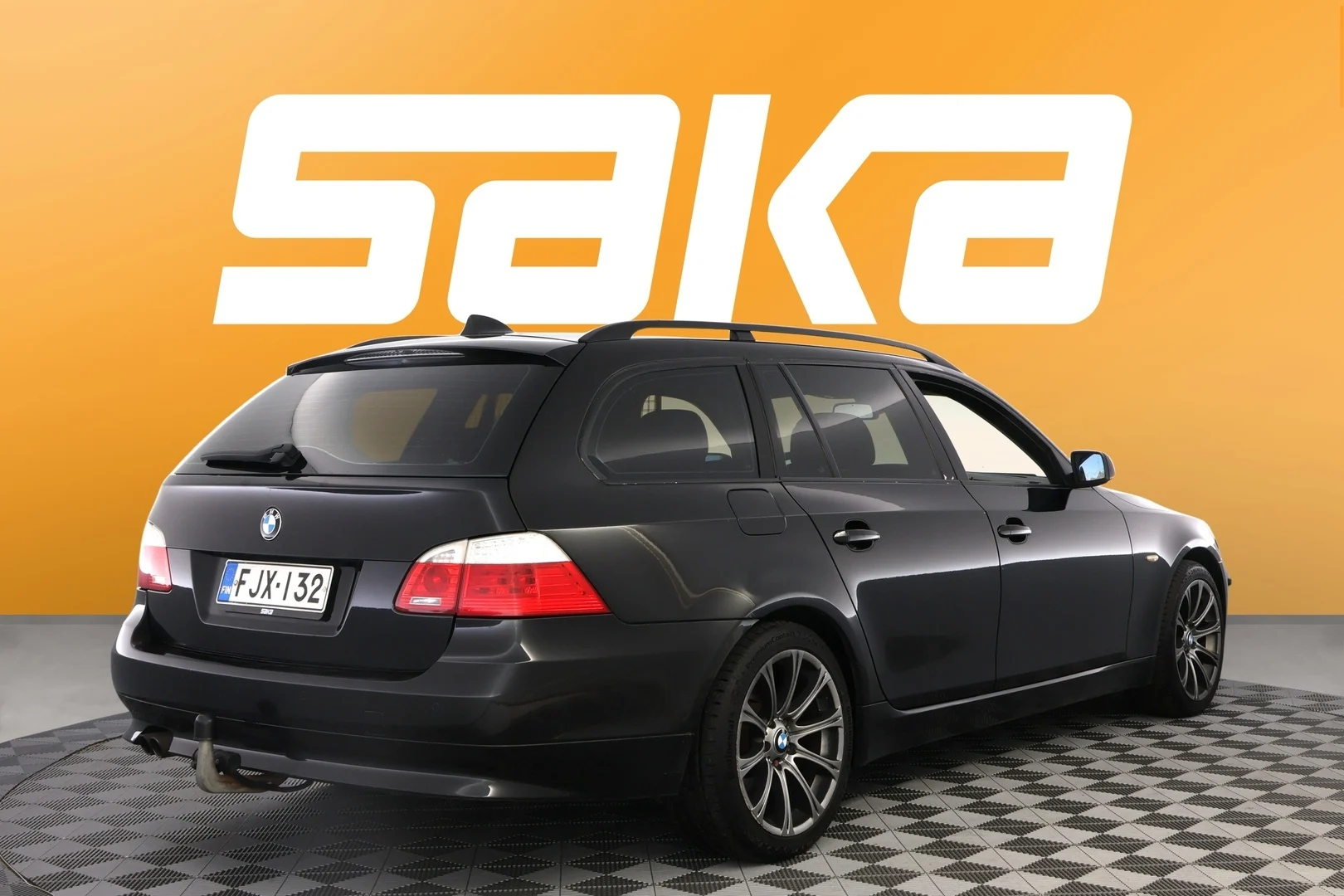 Car Image - 45L9taAcQMNZaRISZLudPR