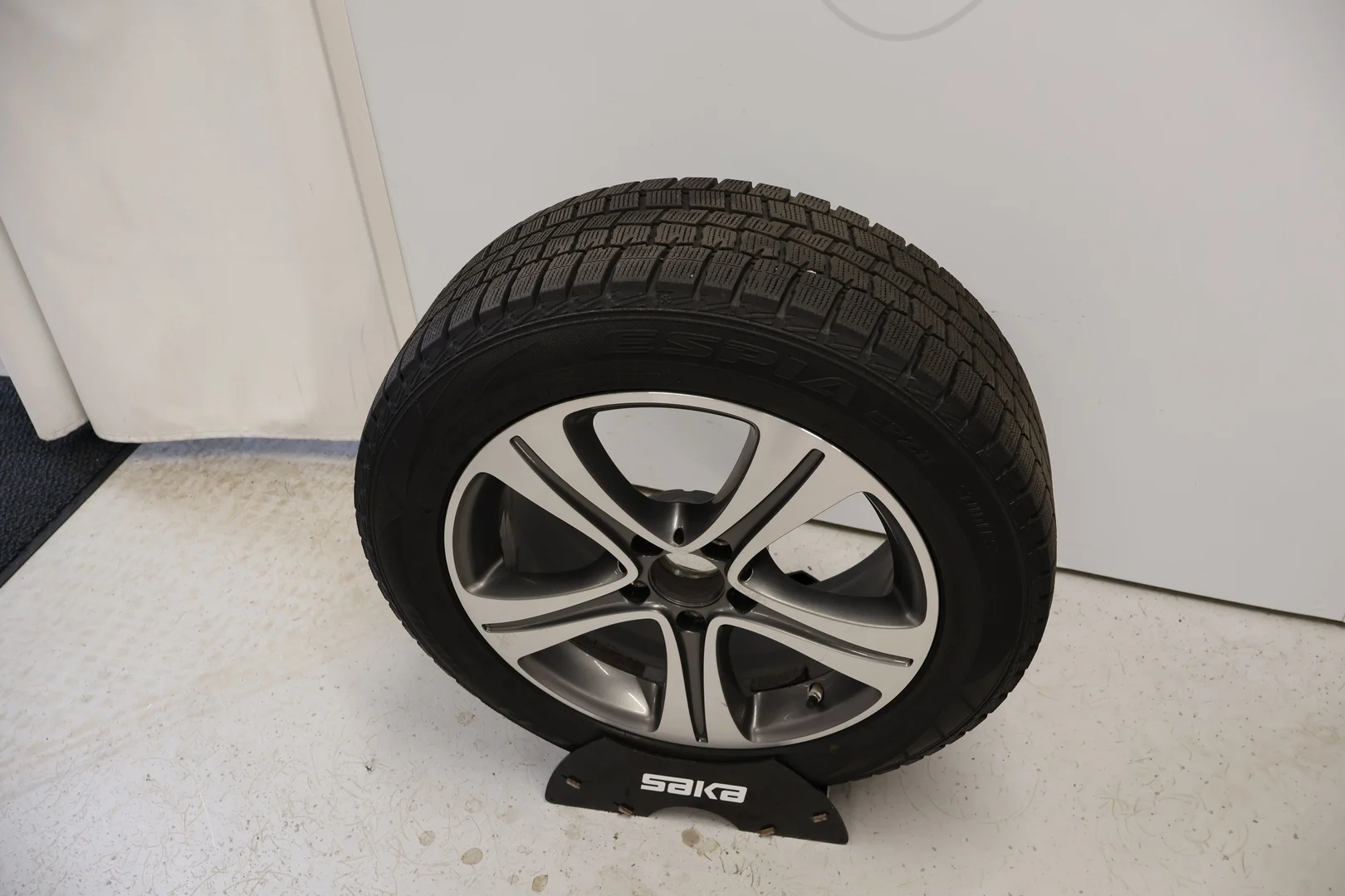 Car Image - 5iAFwpKBvs7FyRRWXxDqoF