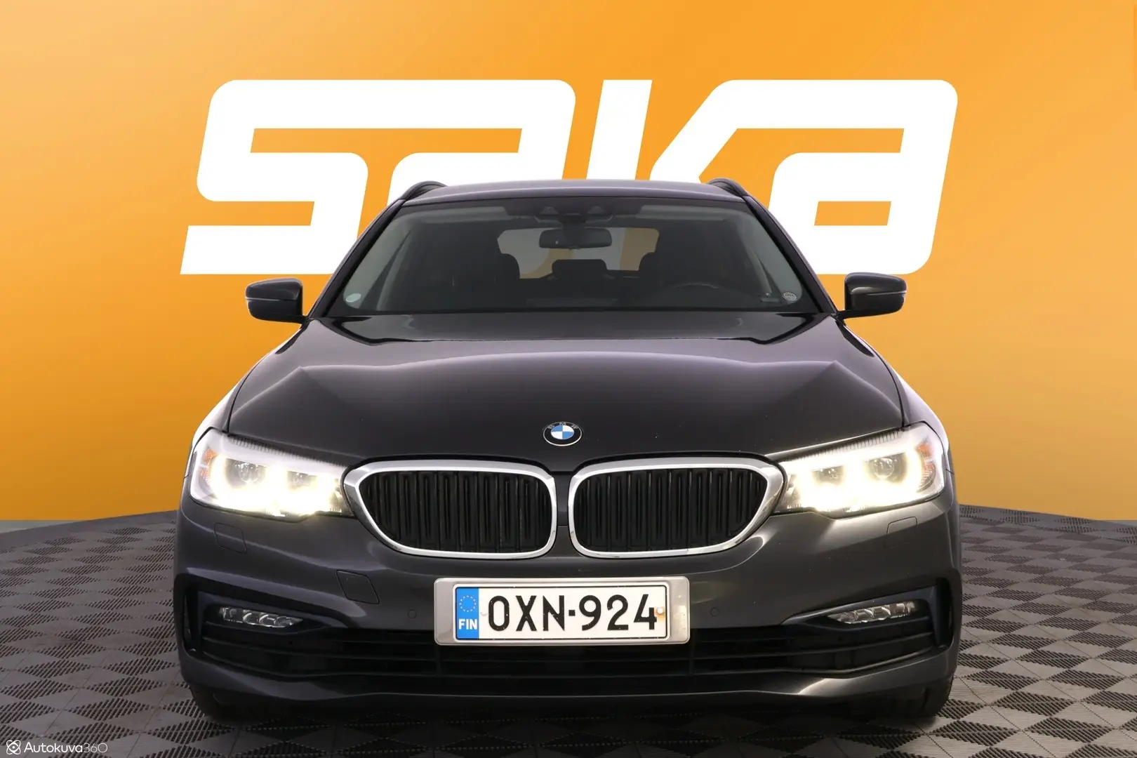 Car Image - JmeRkdVXba4lr2XKBFfdE