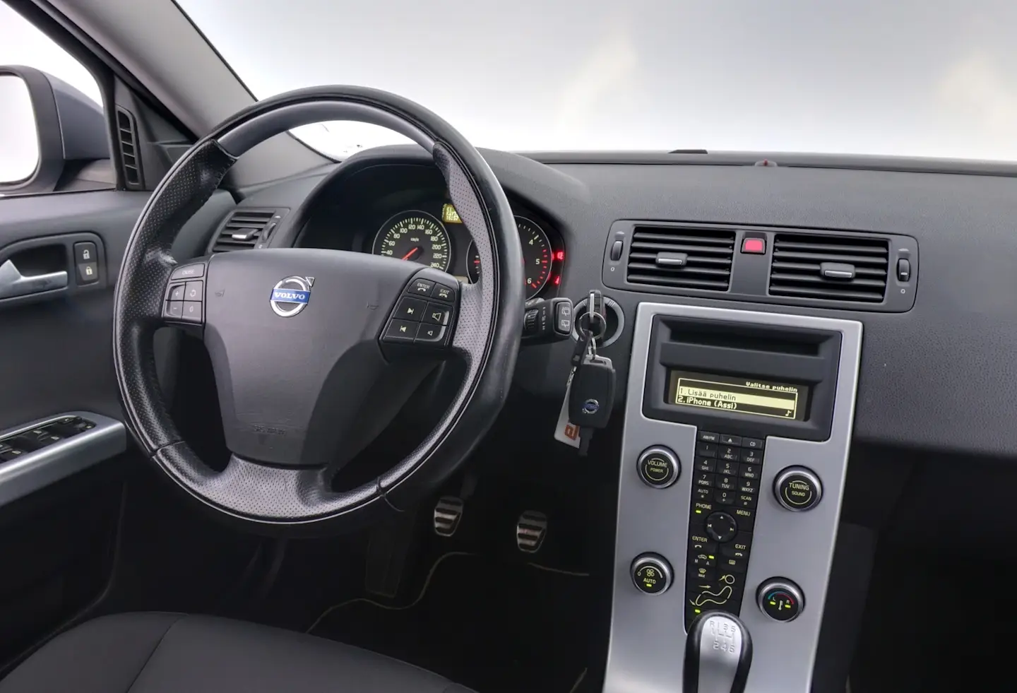 Car Image - d9xGQwJWQYDalNb4sWHY3