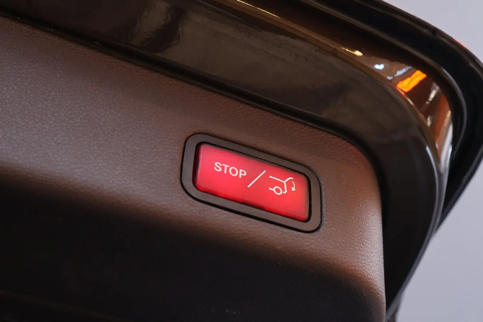 Car Image - 720qEPsioSXL3mrOdFWps9