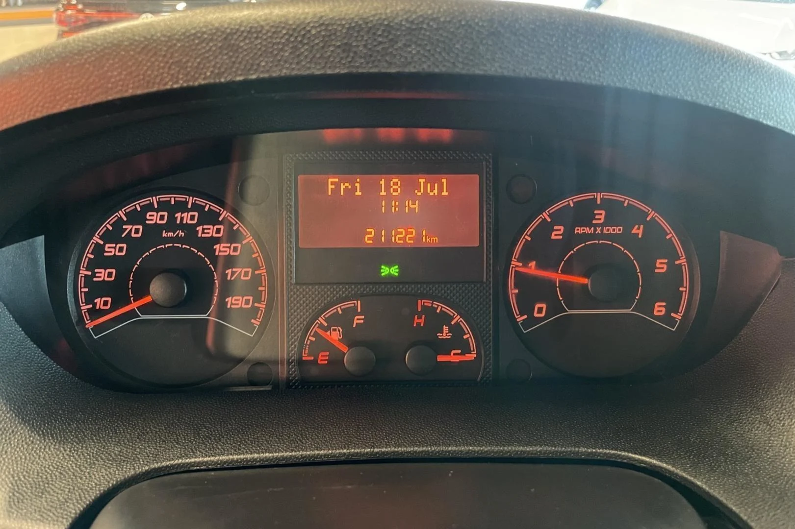 Car Image - 70javYptdroM6Nf5OyHV8e