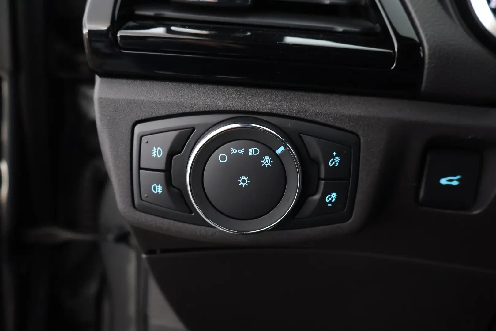 Car Image - 5e8SJJcycR2SHMnUMQvr67