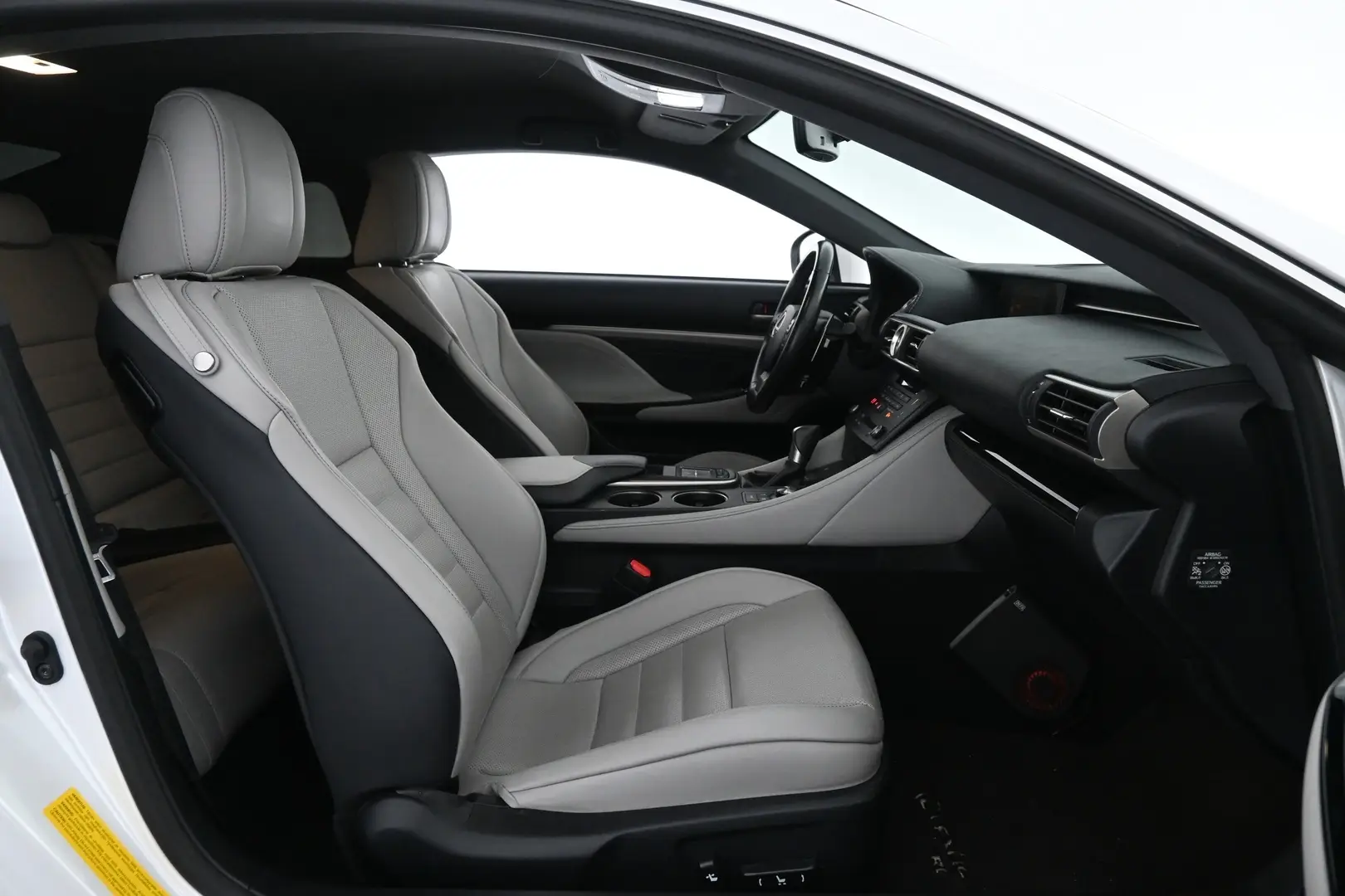 Car Image - 6kVA6FvrVDqAYJcdq6CEG1