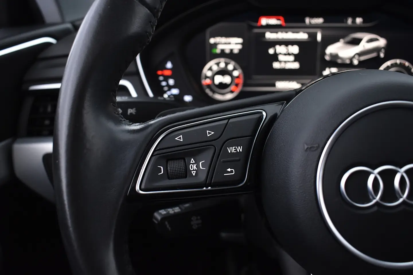 Car Image - 6nGDKICNmitjfvJjchIFsN