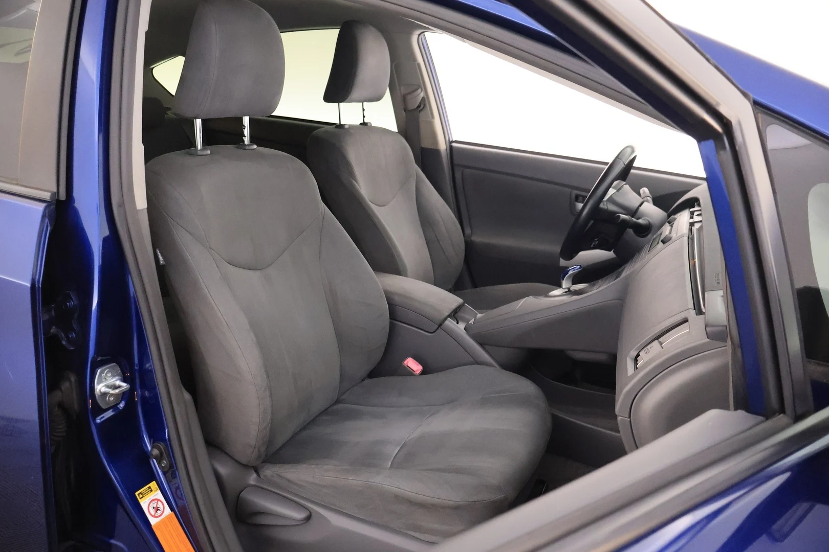 Car Image - 7w3lsWtL7D8SQOdzoSO17D