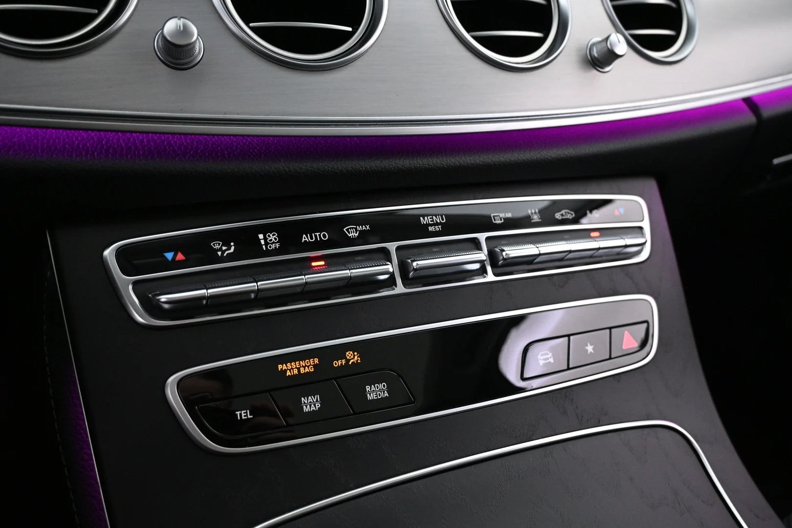 Car Image - 3ShBbBQpWLc8s6zYwTb1UV