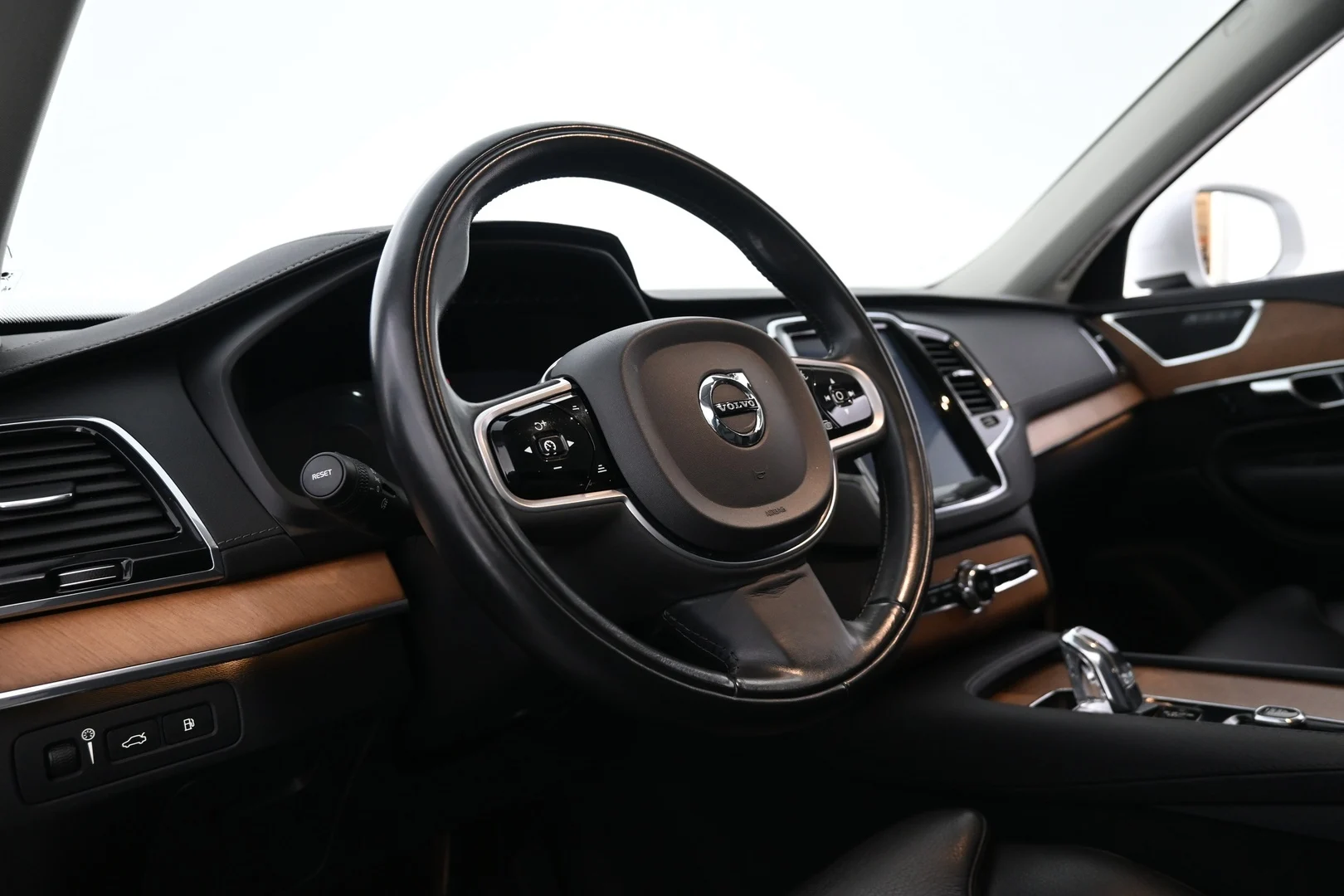 Car Image - 6nkPjWKQAkljMW55VH5iSS