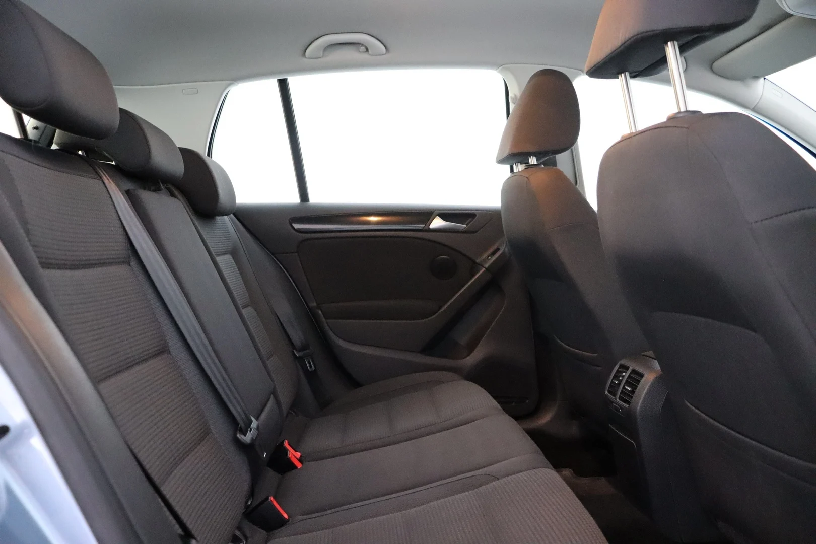 Car Image - 3uNULYLTODNeMHGqE5qCxm