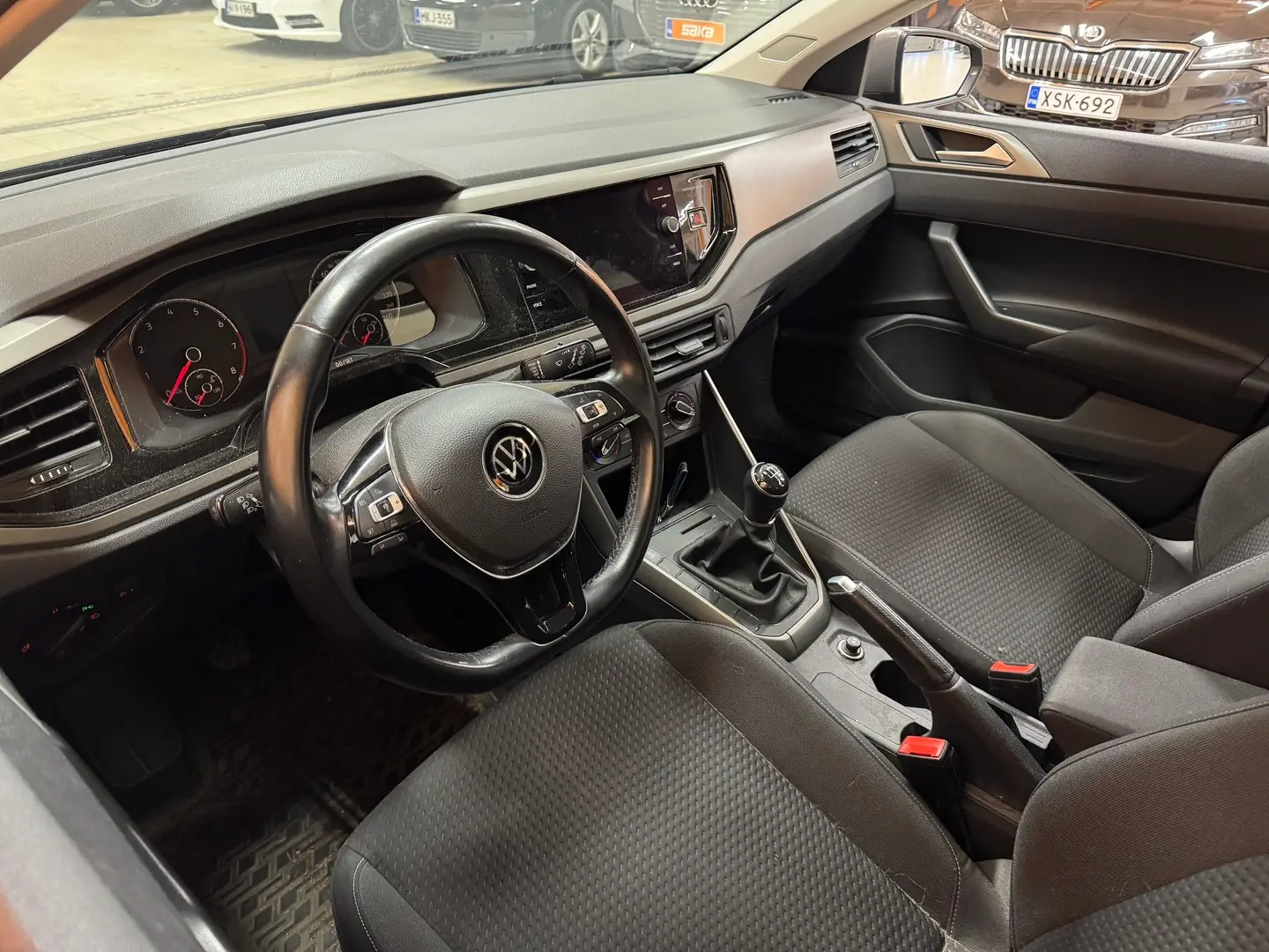 Car Image - 4y0fFQJYoJegwNGeOcisH7
