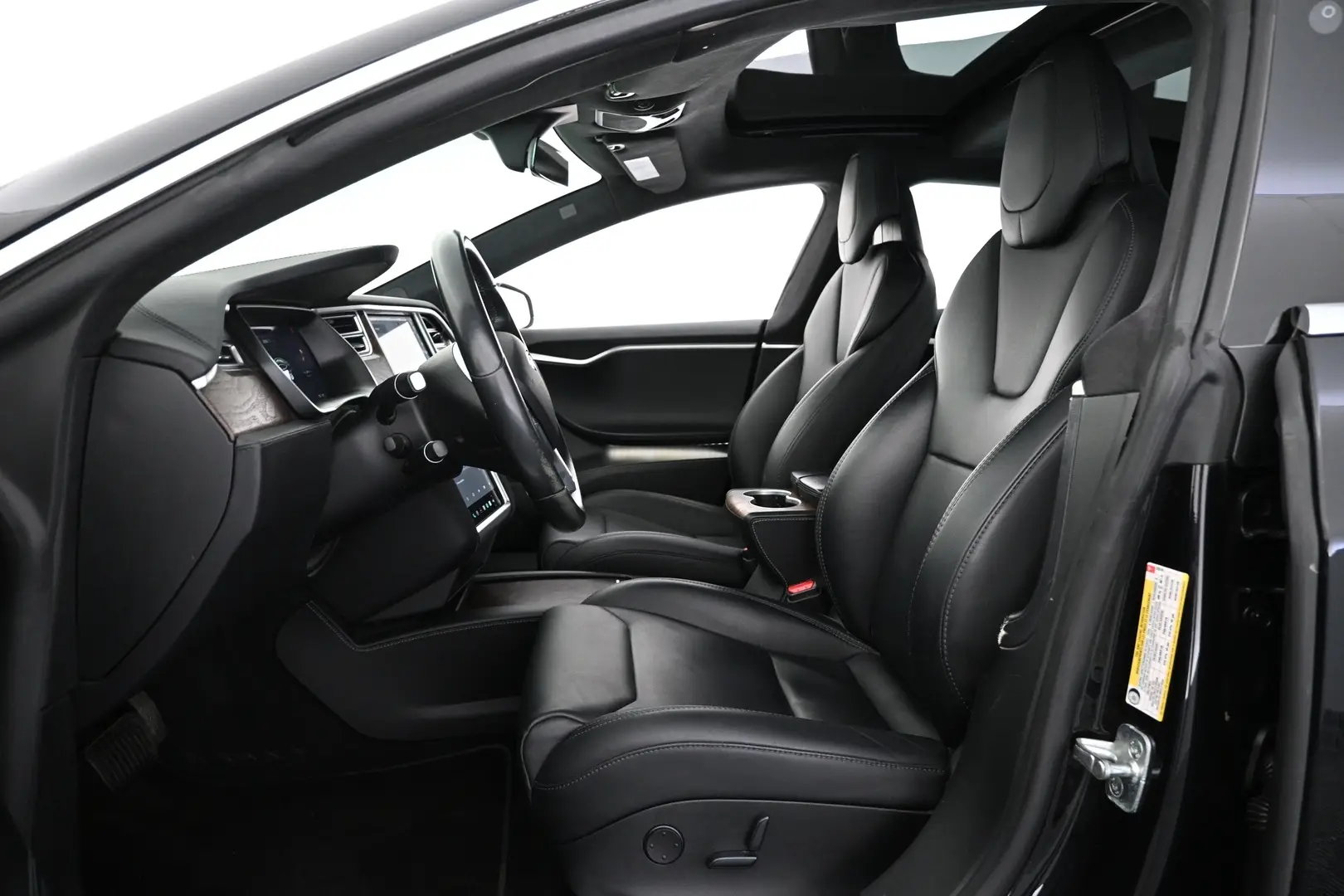 Car Image - 29f4RVg6wlP06ZmdjAbuqW
