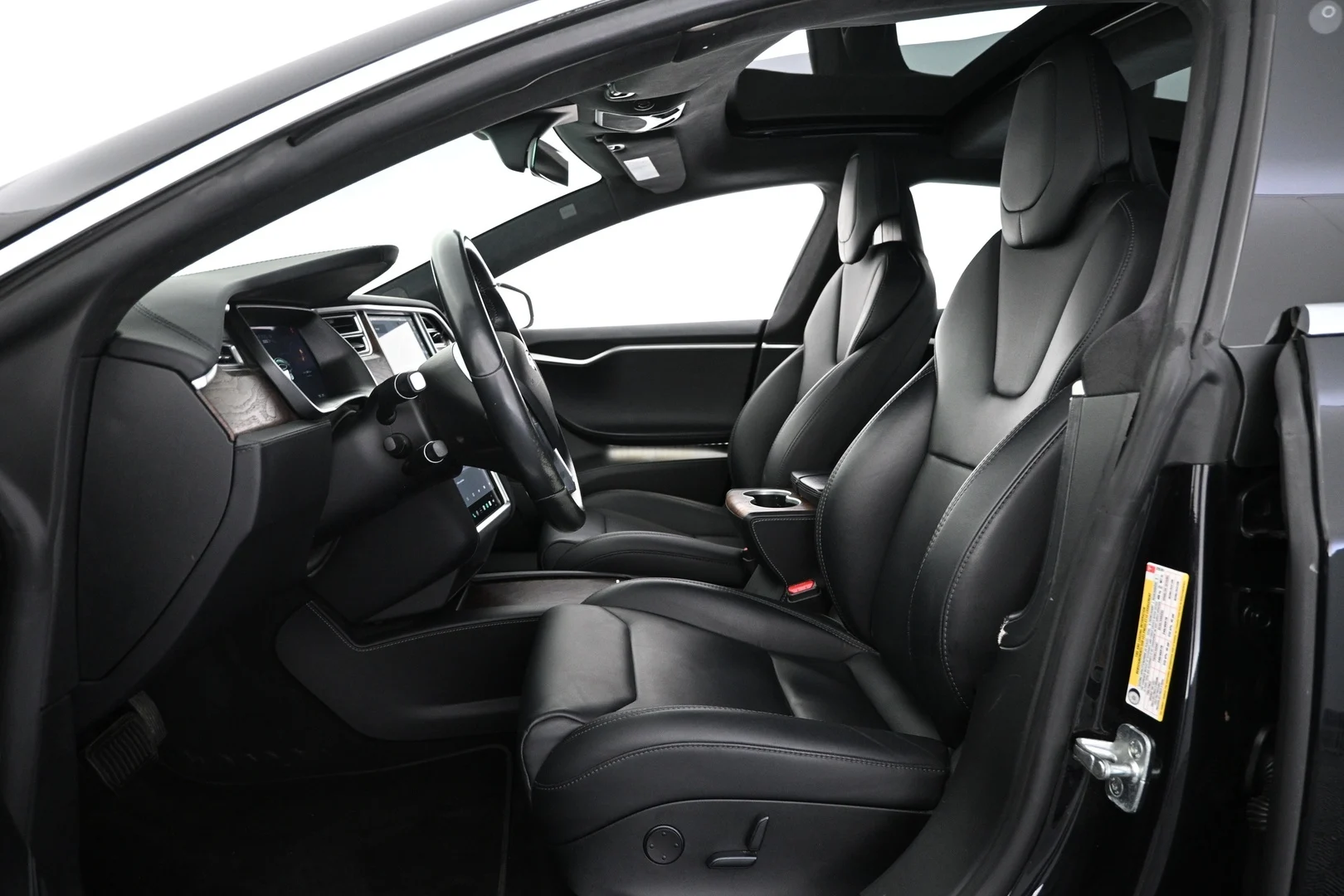 Car Image - 29f4RVg6wlP06ZmdjAbuqW