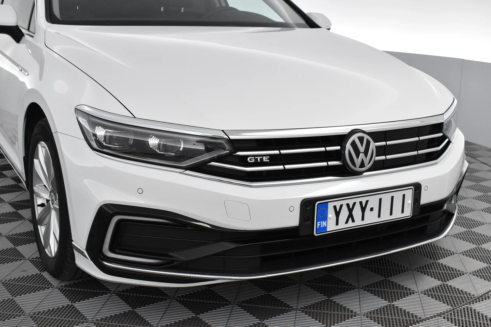 Car Image - 5kXnxKDKbmtKuM54jtUYa6
