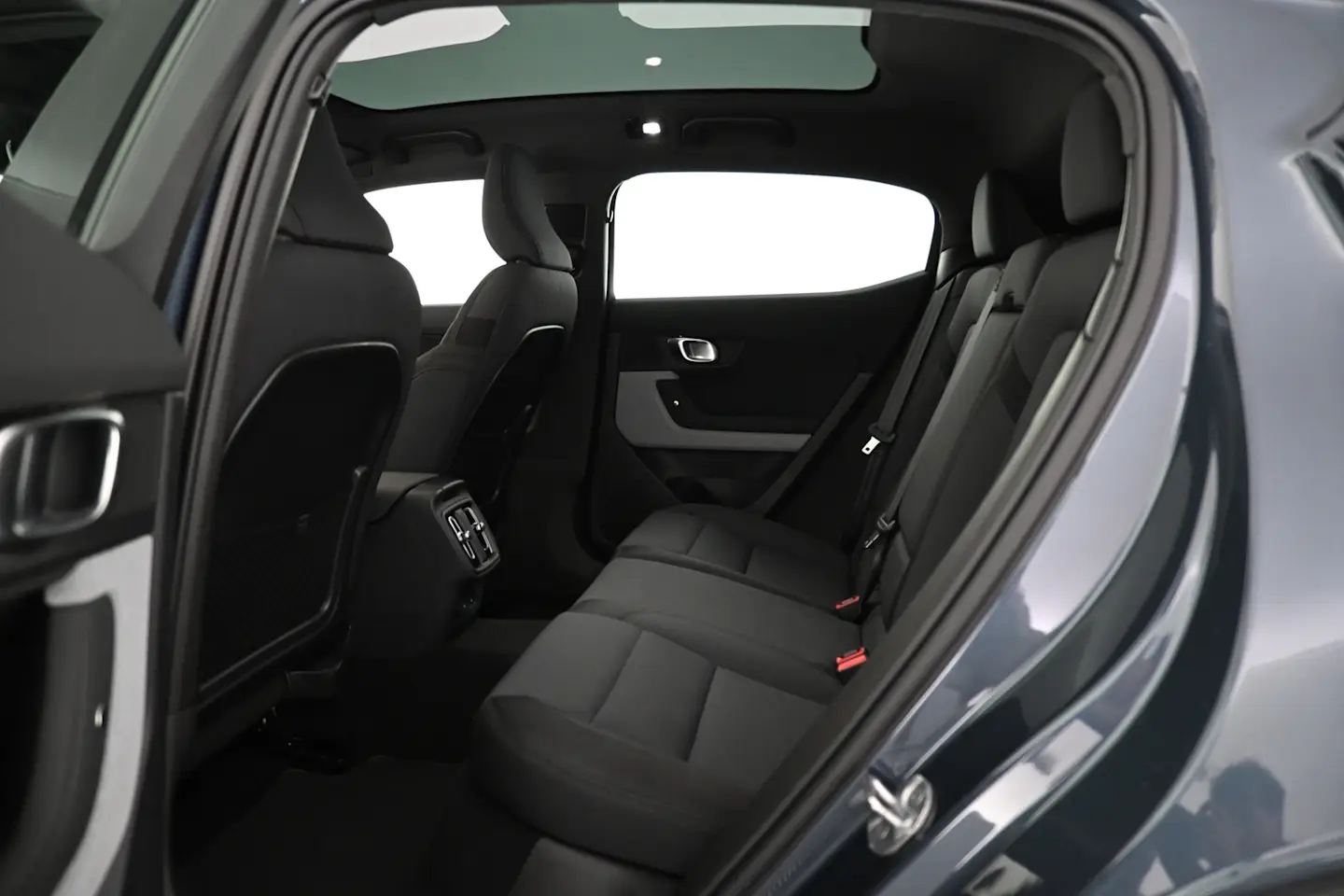 Car Image - 1gTJoVMwEcN1ZPZHVSWagL