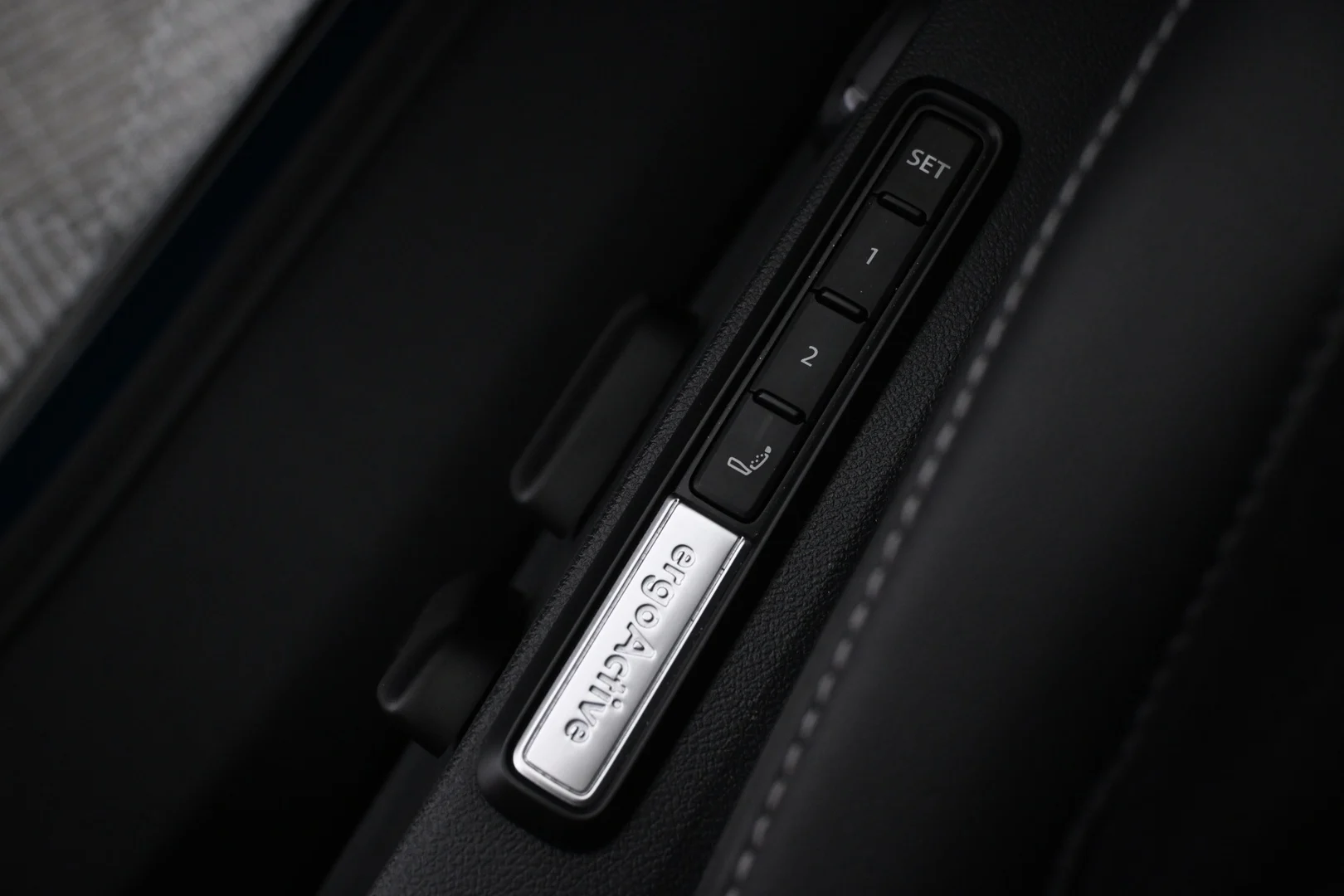Car Image - 51CwgvsN3vcXK3YOAmwUTd