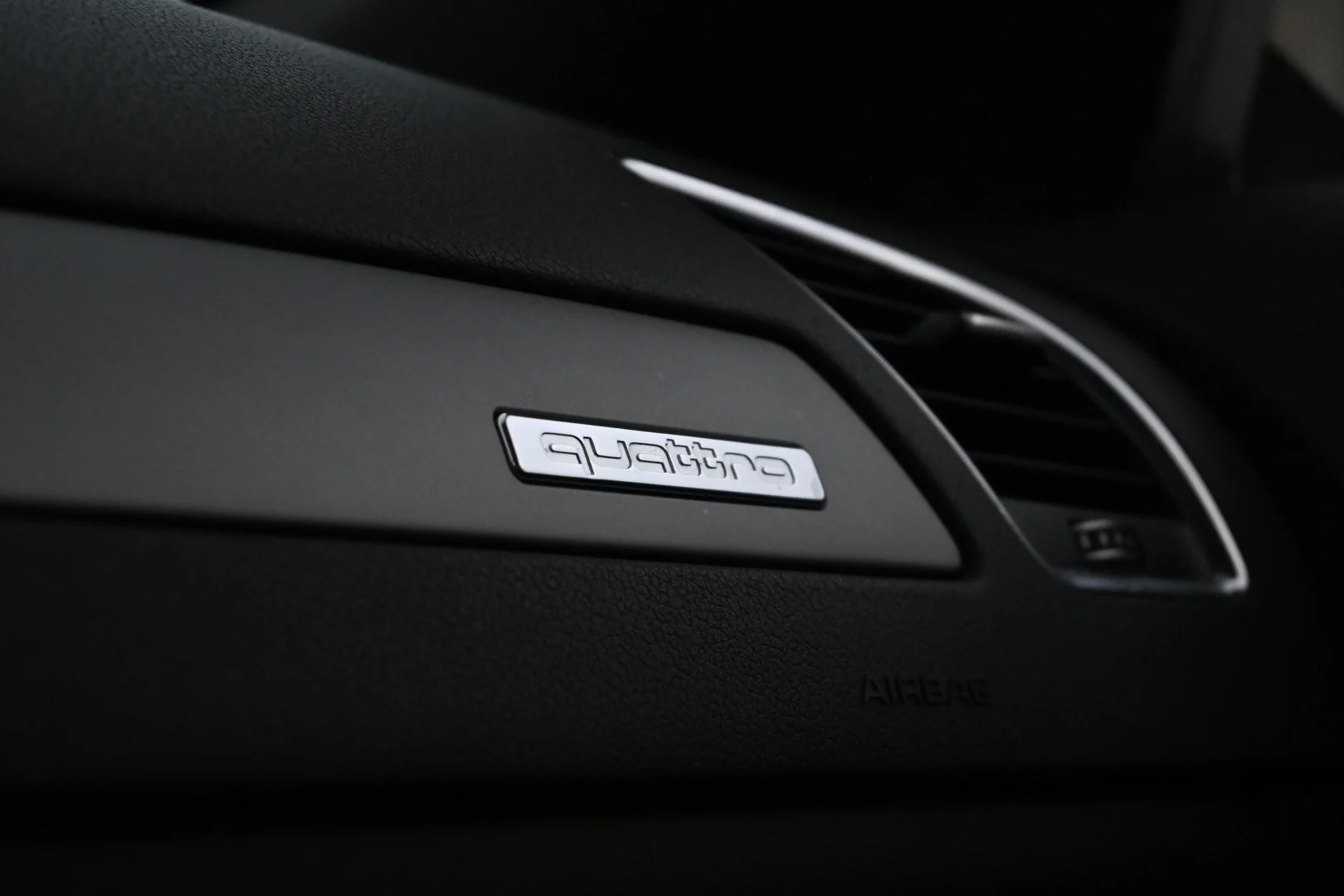 Car Image - 3uvGuHgEpUpCDpsyxl1HvT