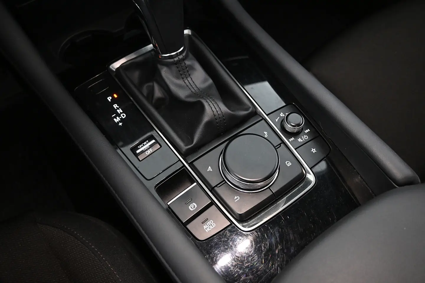 Car Image - 52gsjqks1RntO9EN4RbI5a