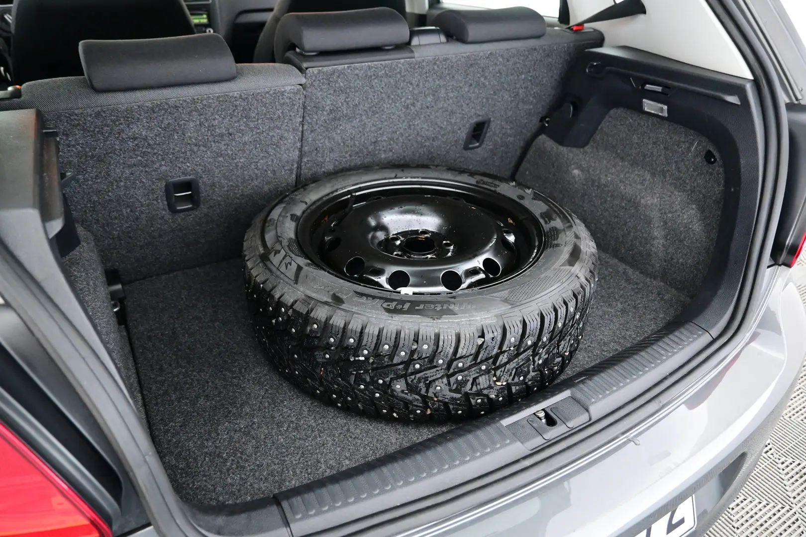 Car Image - 4gJQ4W1tkR13AzdGiwLUsw