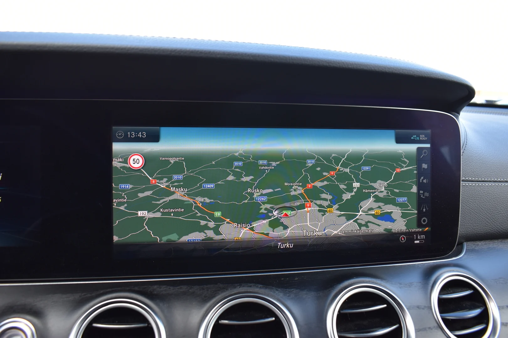 Car Image - 3S6IUm62X34fzaJ5h1Z4lR