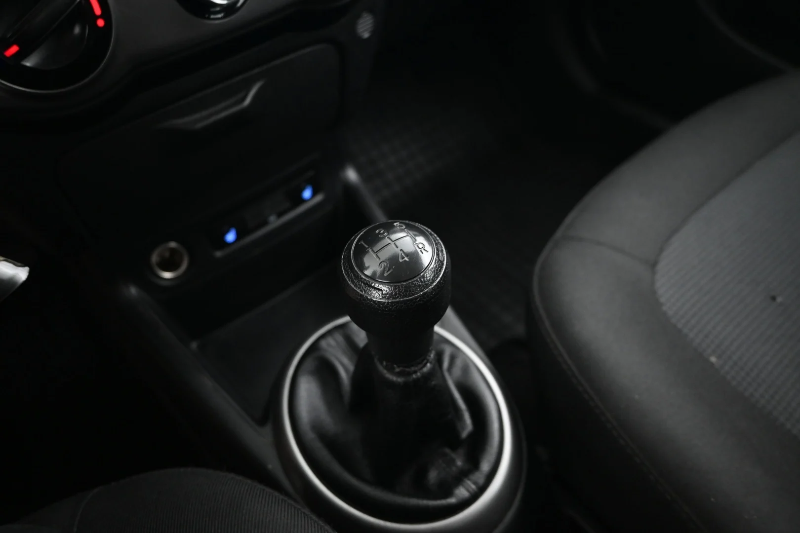Car Image - 1pM3rxh4xaeTNcX44kZRev