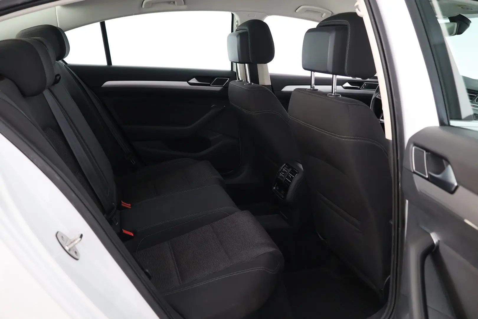 Car Image - 7lM0rLHKlGypv8TYPVosV0