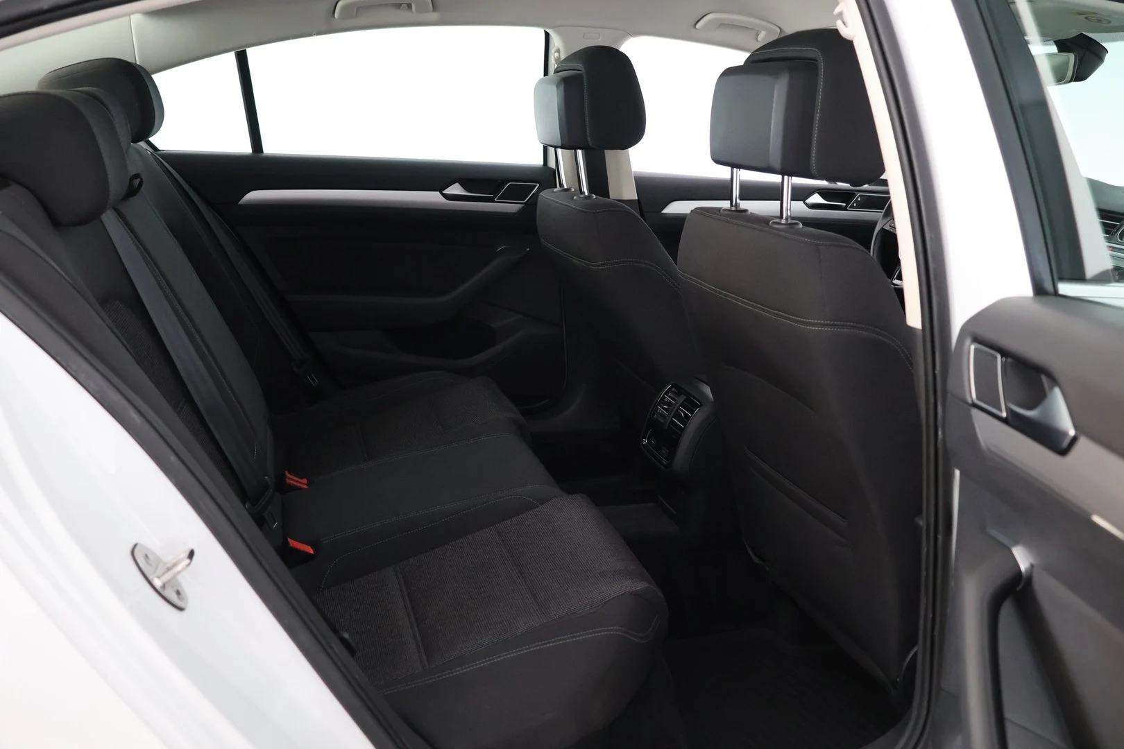 Car Image - 7lM0rLHKlGypv8TYPVosV0