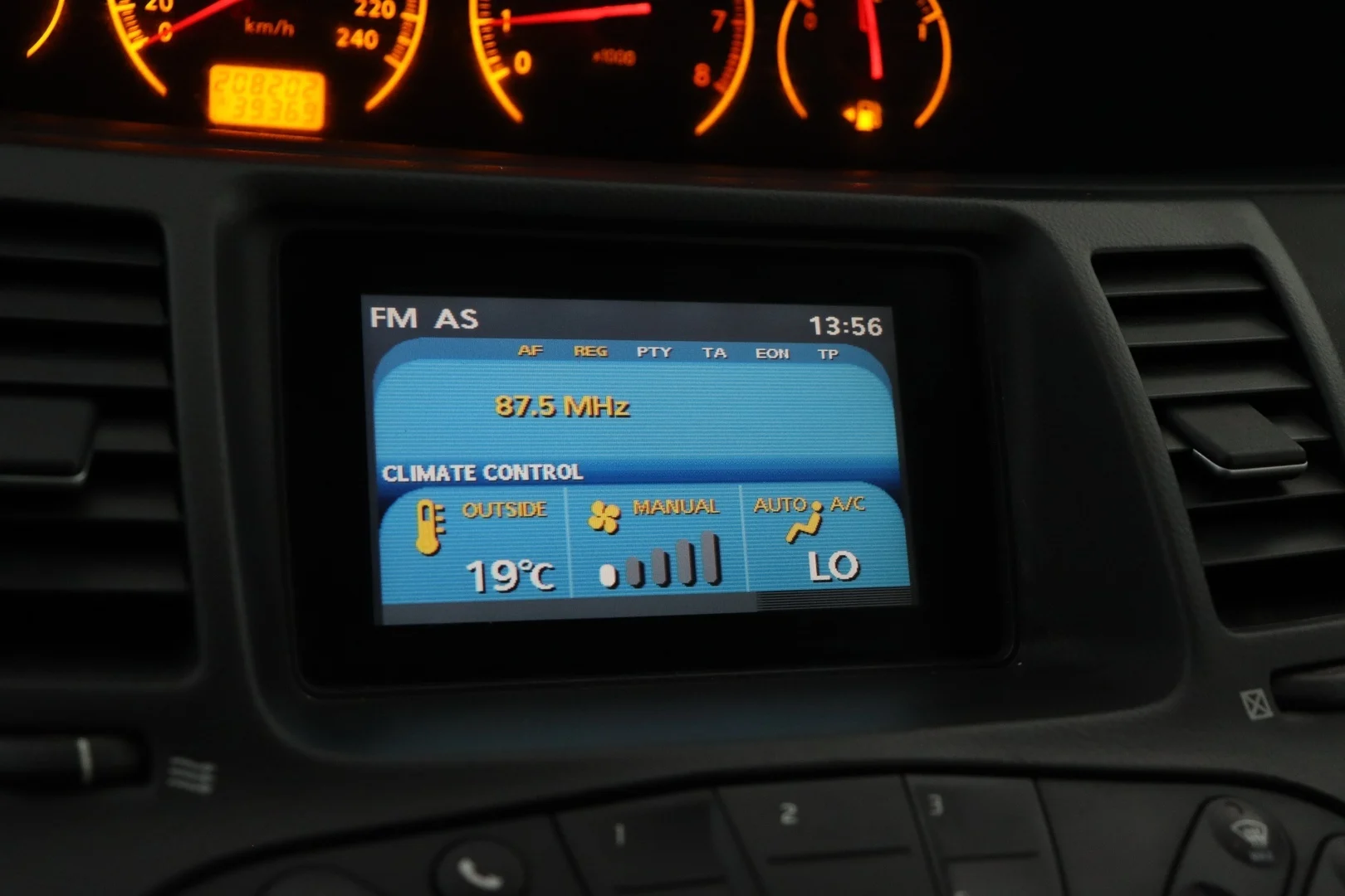 Car Image - 5lLYa5f7uc1jlbd00A53Ht