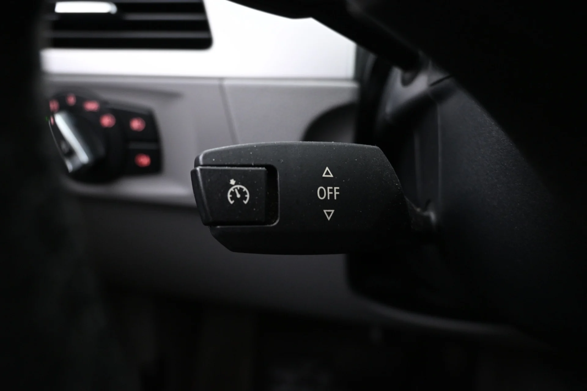 Car Image - 7aTn3VUXcLH2TNZvSbLhYU