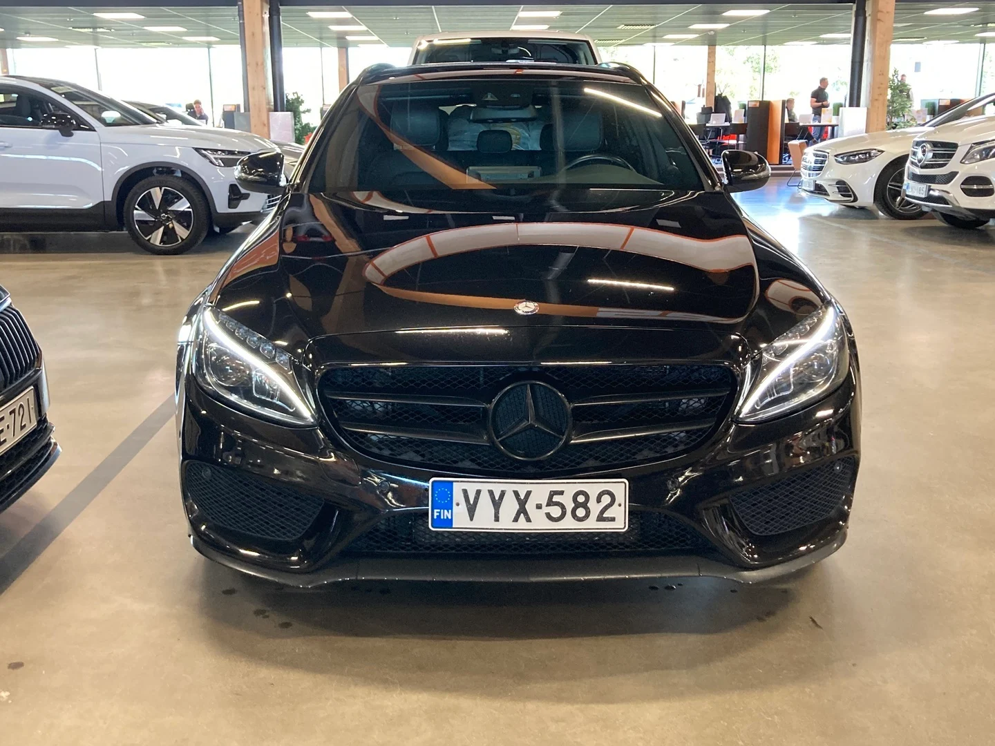 Car Image - 7IiV4pHaRzcurt4kSCSgP2