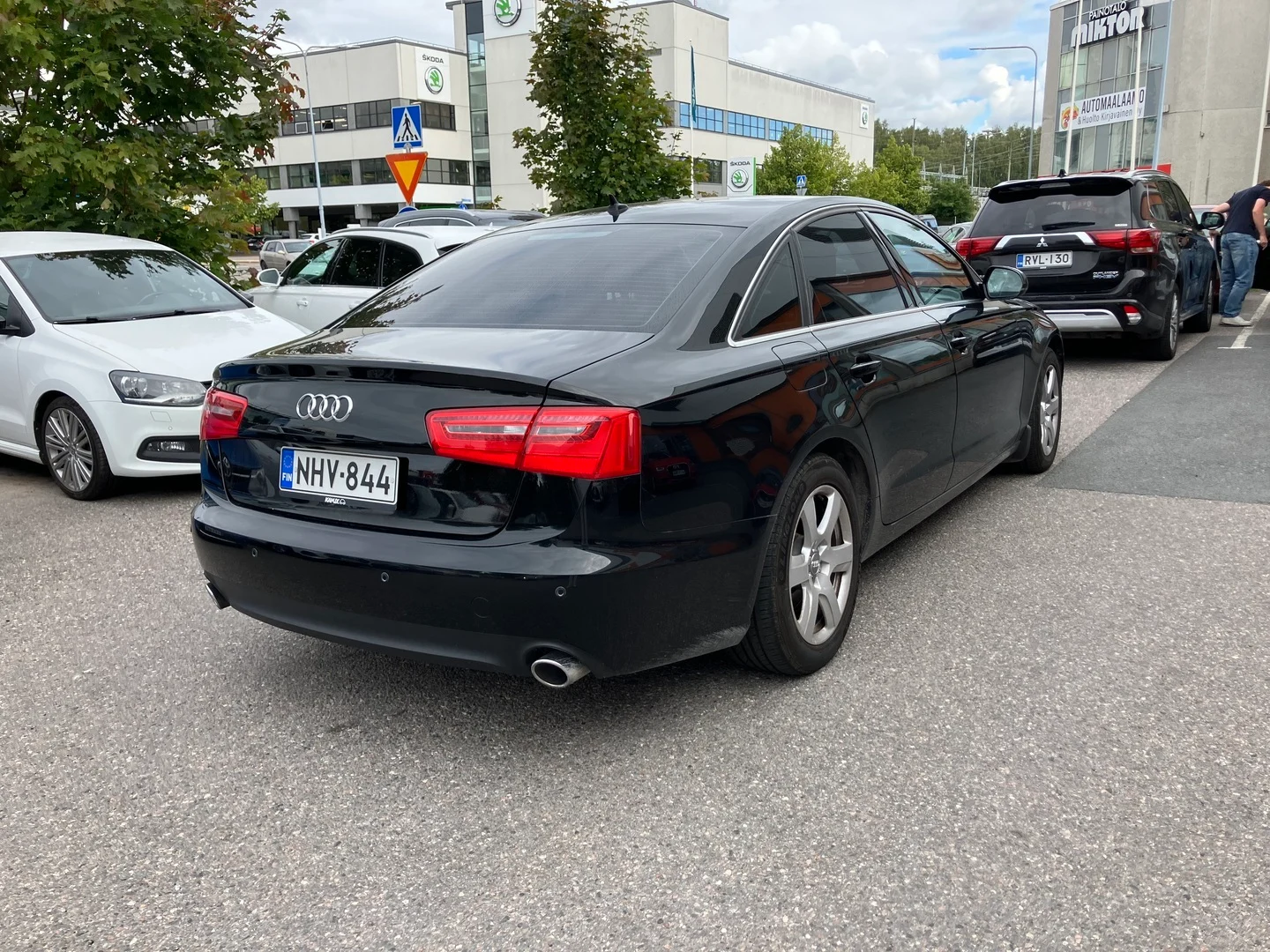 Car Image - qouHUPsZscVyXapO2emDy