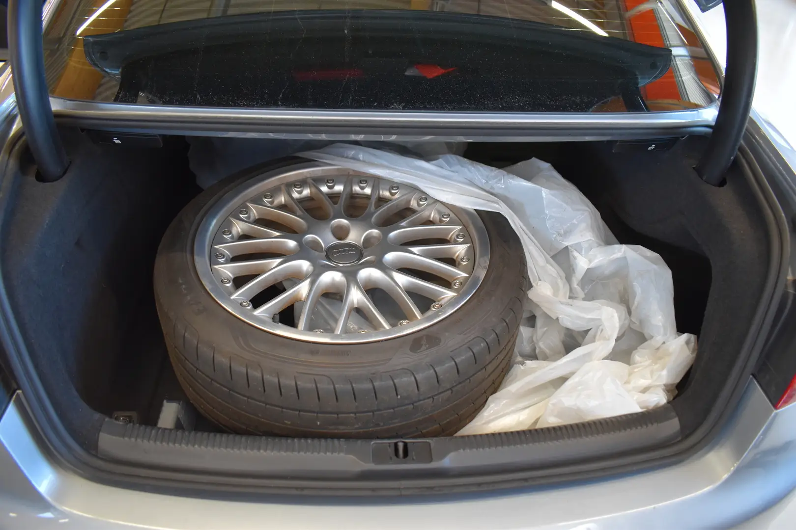 Car Image - 47zykX0Lv3CC7ZtkVhTO5J