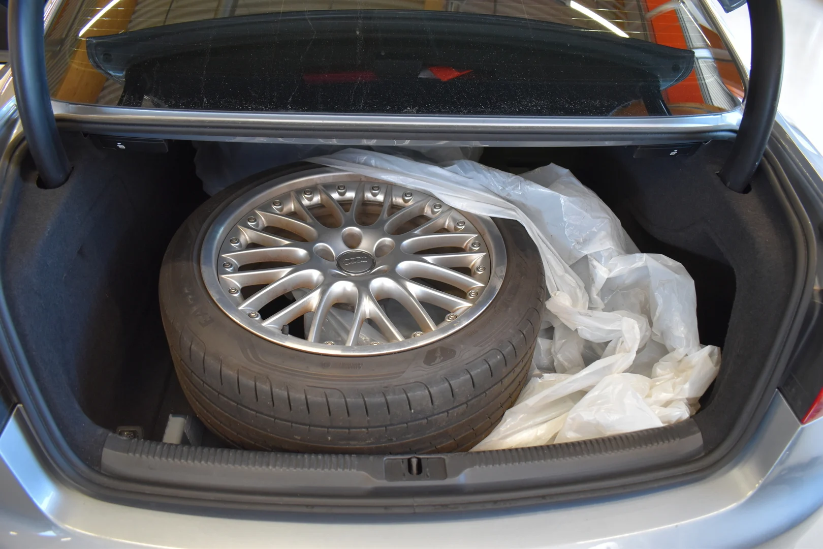 Car Image - 47zykX0Lv3CC7ZtkVhTO5J