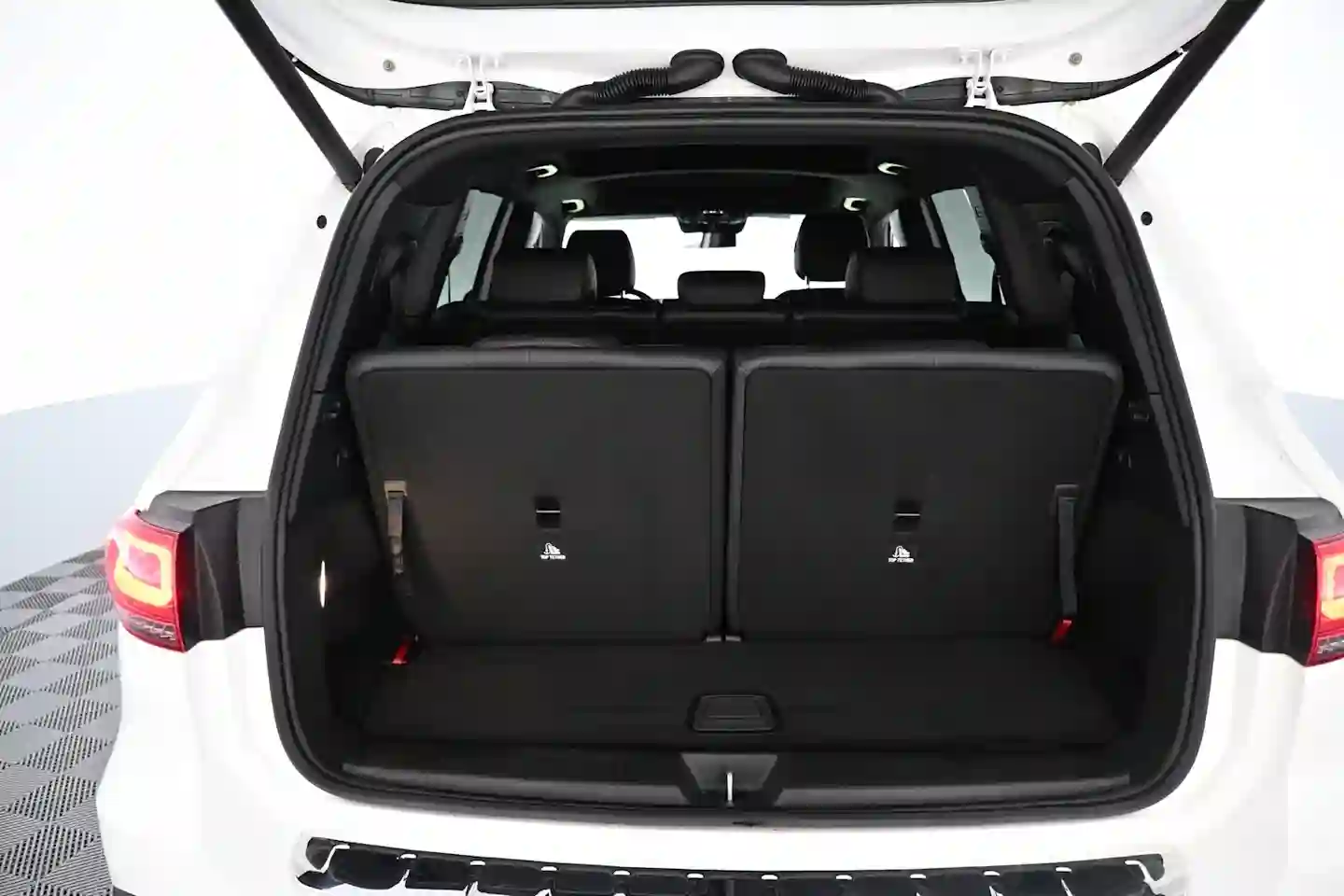 Car Image - 5RKY9cicjwkG0WHDNxa0dA
