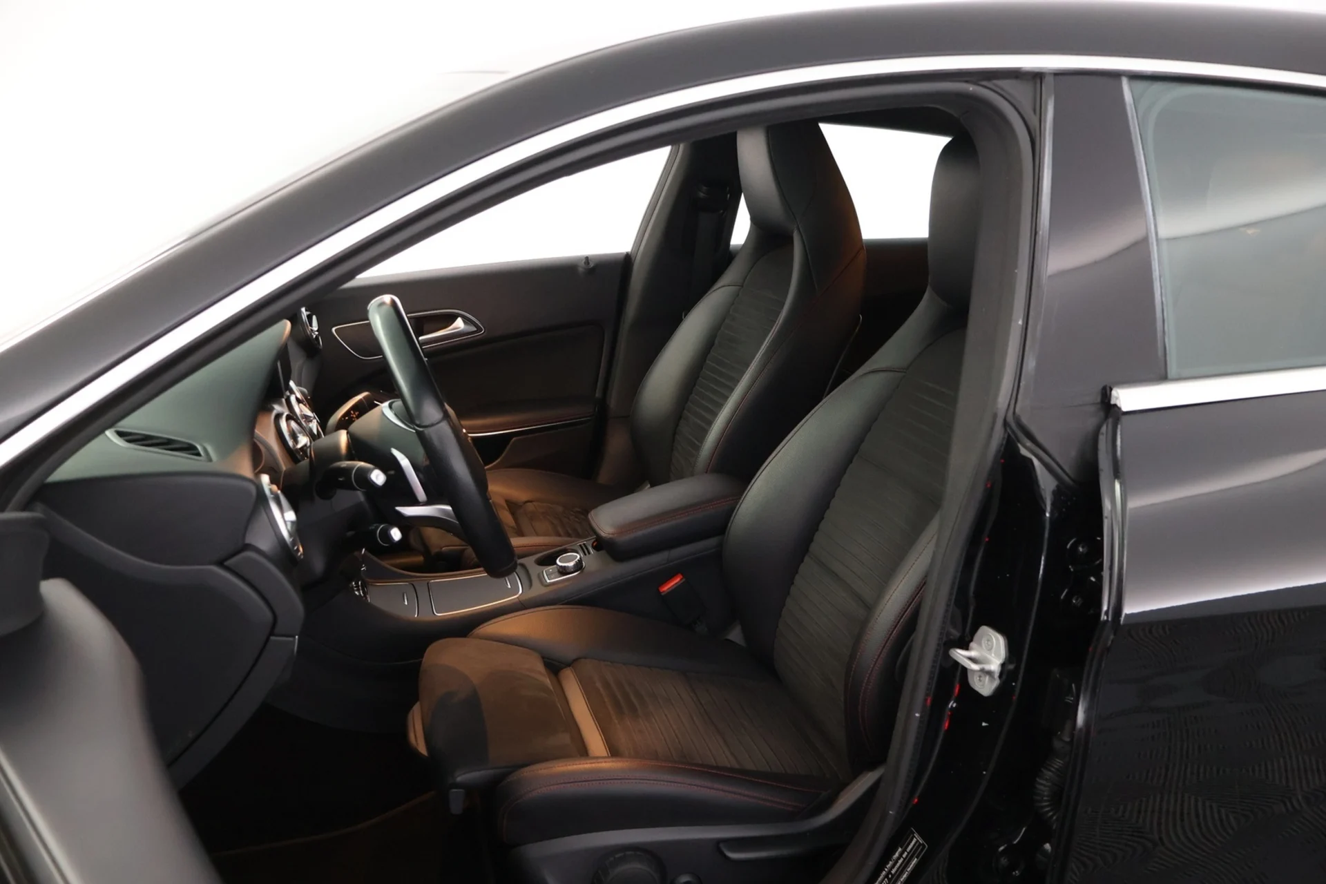 Car Image - 4sfT0wTEpKyYtcRwH9qccb