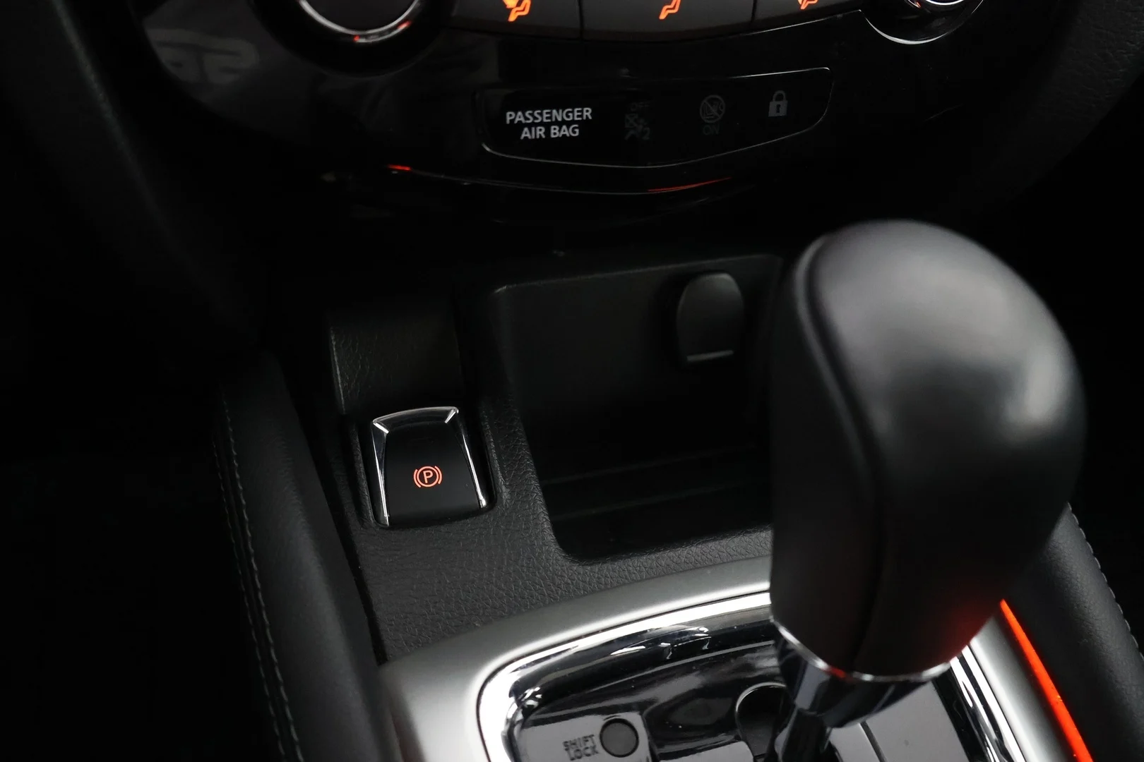 Car Image - 6xJfn85Gw1re9gQcIi4vHP