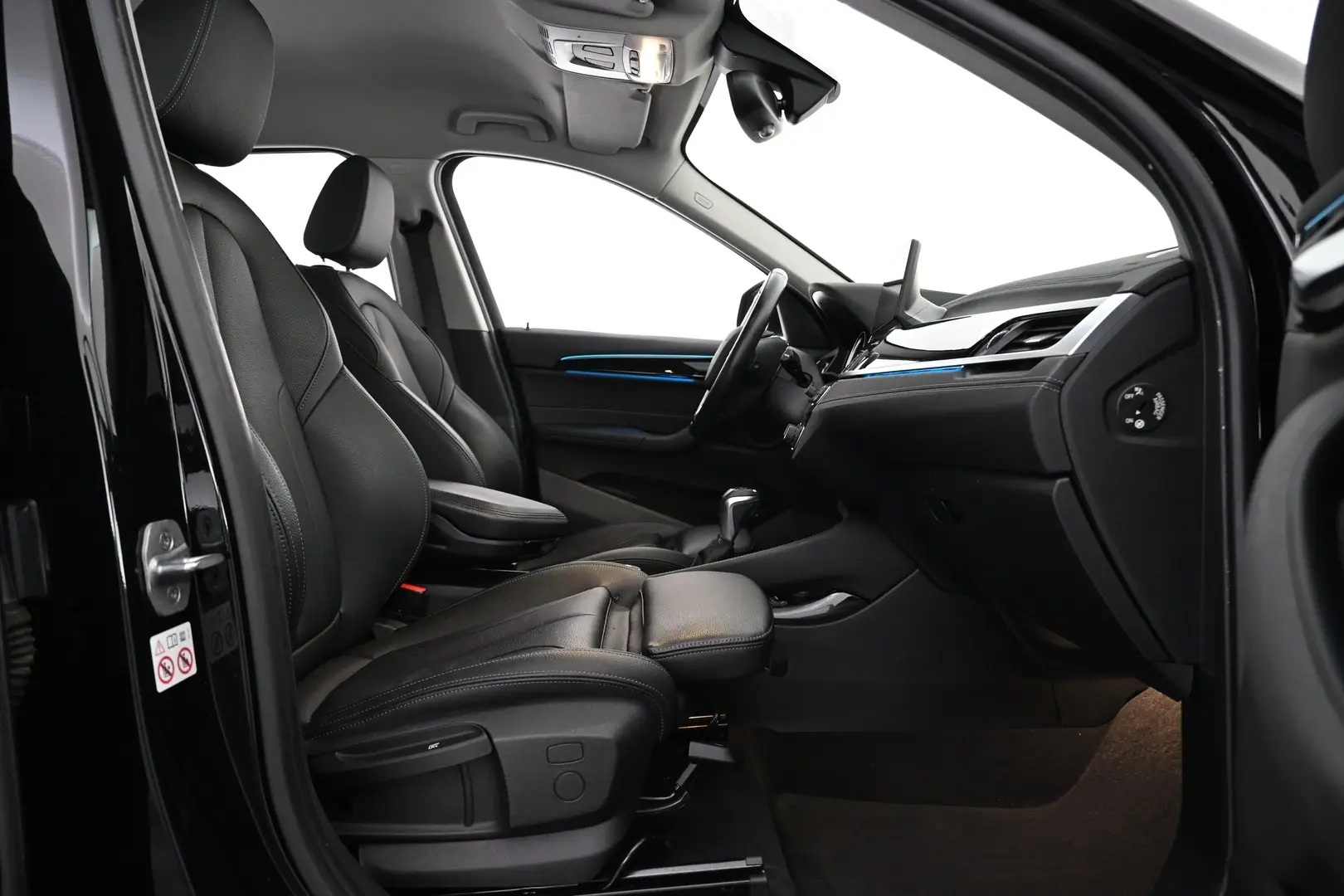 Car Image - 4k1OYvvpMnaJQWAcWGFxA4