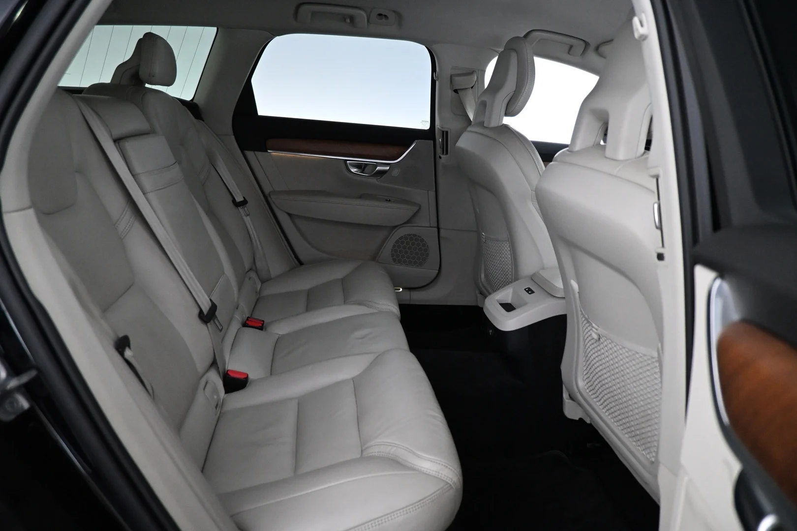 Car Image - 1tcF4wBW55rNBAkDCnZBtl