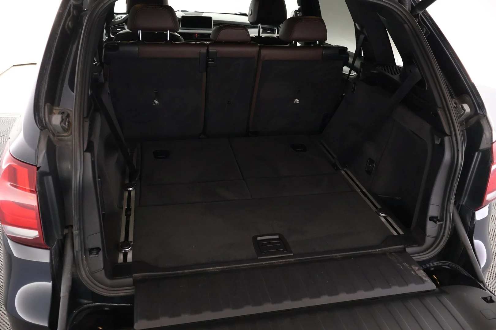 Car Image - 2HAAucq1H5Qy7SfvHtj4DP